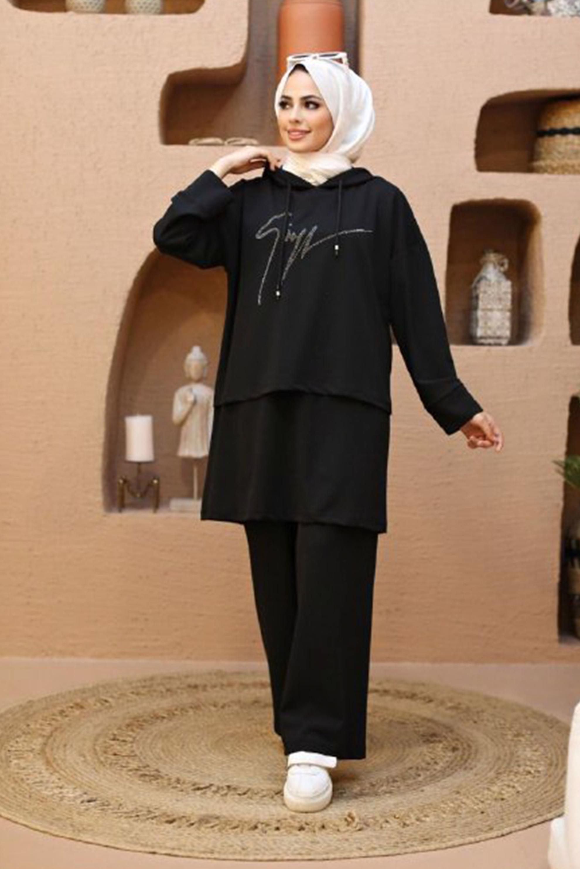 Tesettür giyim SİYAH YAZI BASKILI KAPÜŞONLU KATLI İKİLİ PANT. TAKIM 42487 