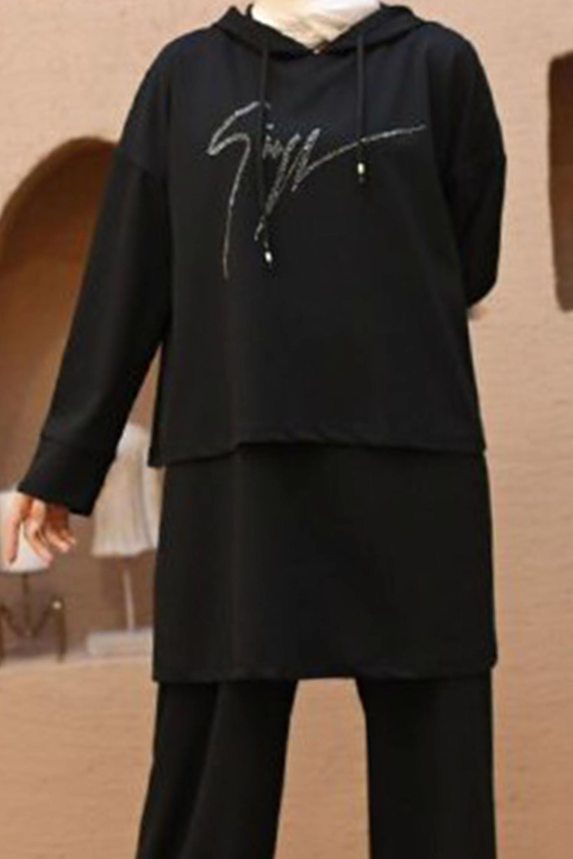 Tesettür giyim SİYAH YAZI BASKILI KAPÜŞONLU KATLI İKİLİ PANT. TAKIM 42487 