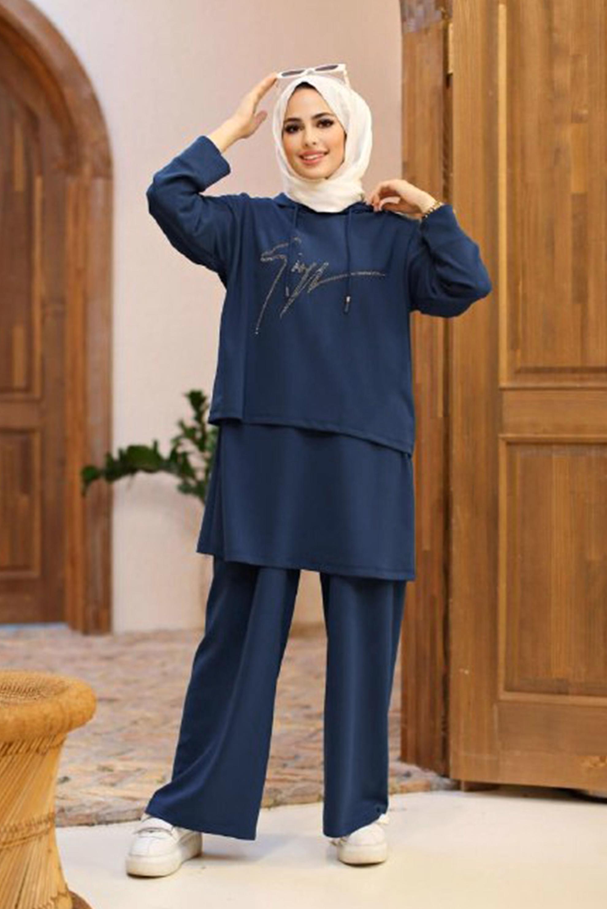 Tesettür giyim LACİVERT YAZI BASKILI KAPÜŞONLU KATLI İKİLİ PANT. TAKIM 42487 