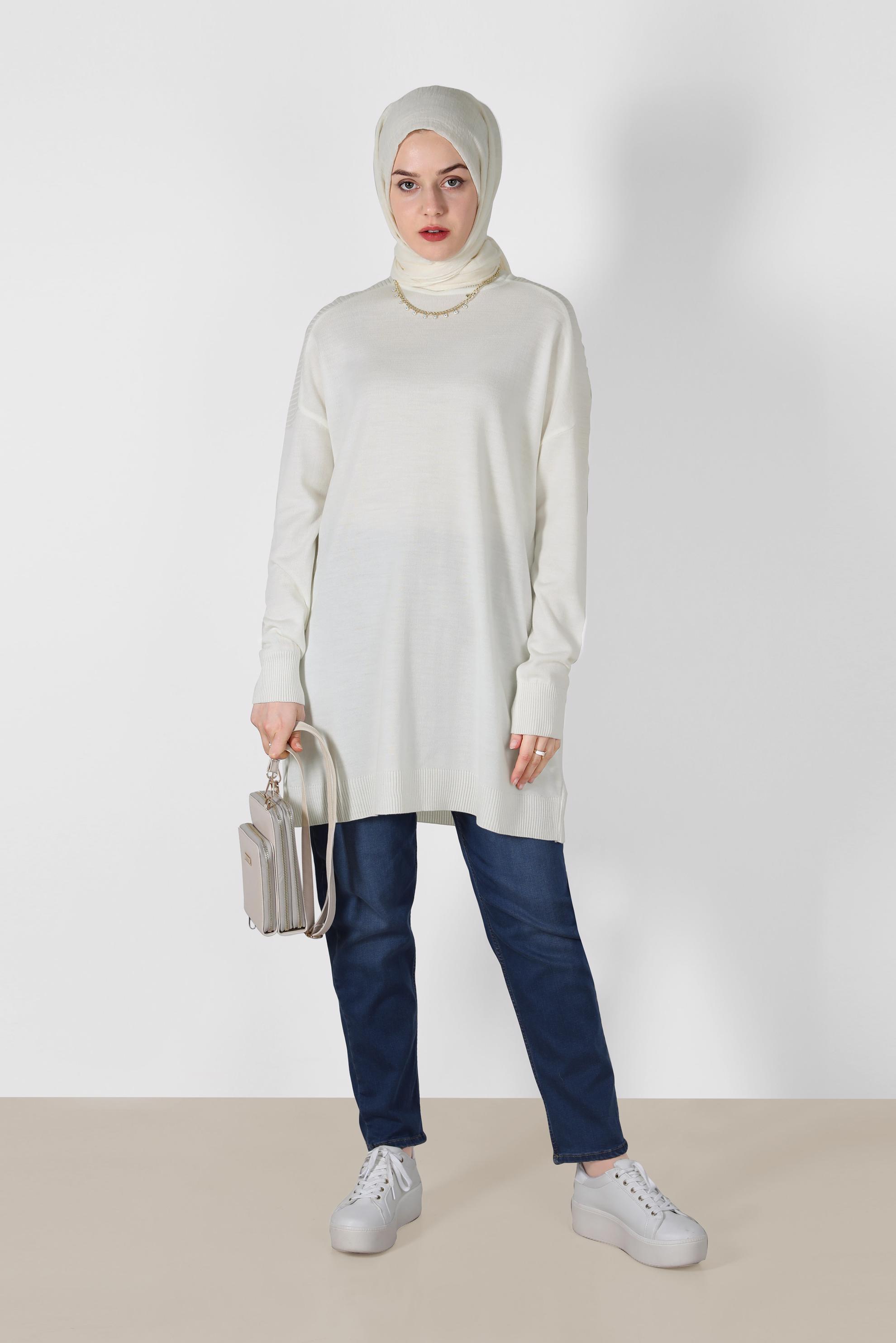 Tesettür giyim BEYAZ BASIC TRİKO TUNİK 42001 