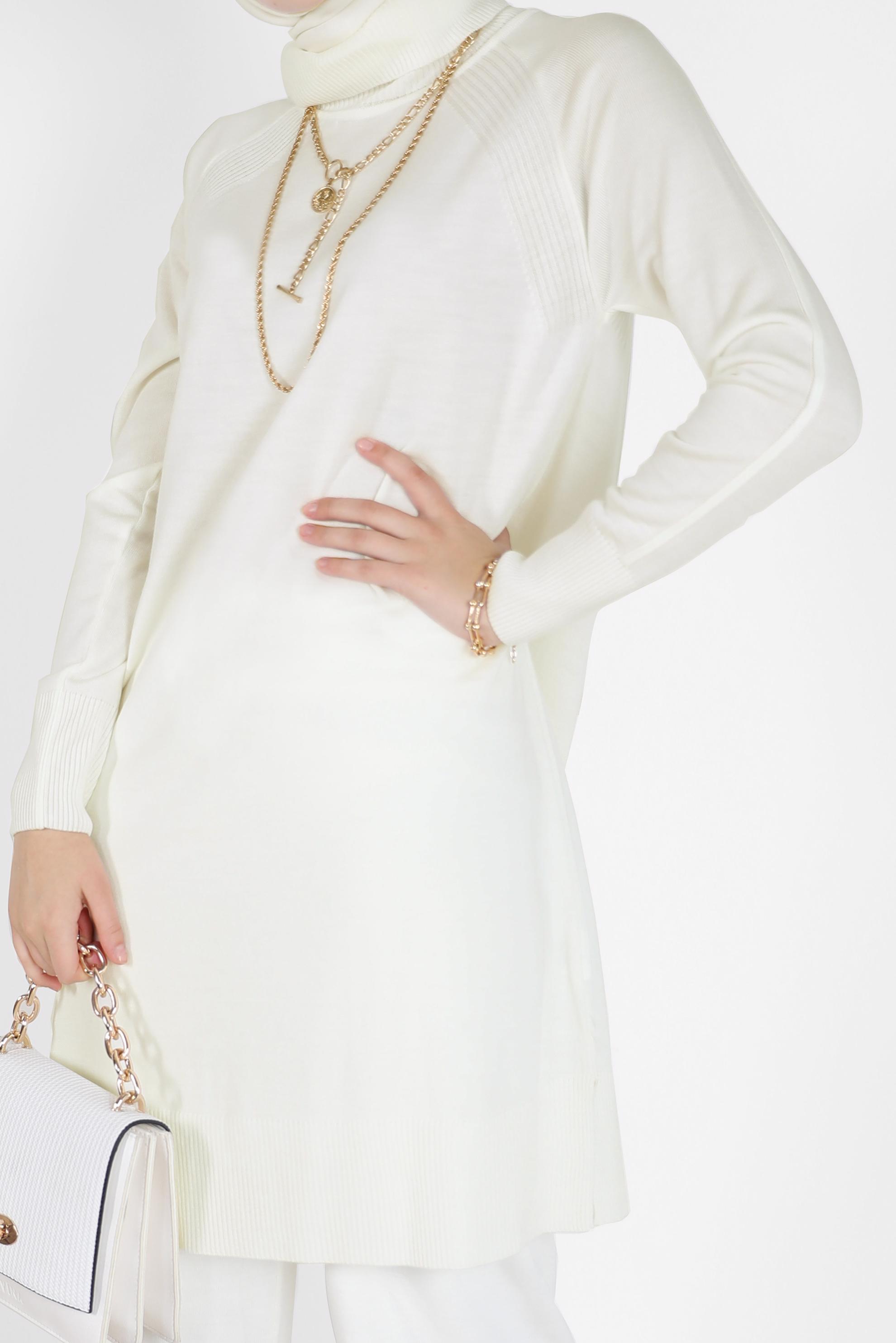 Tesettür giyim BEYAZ KLASİK TRİKO TUNİK 42002  