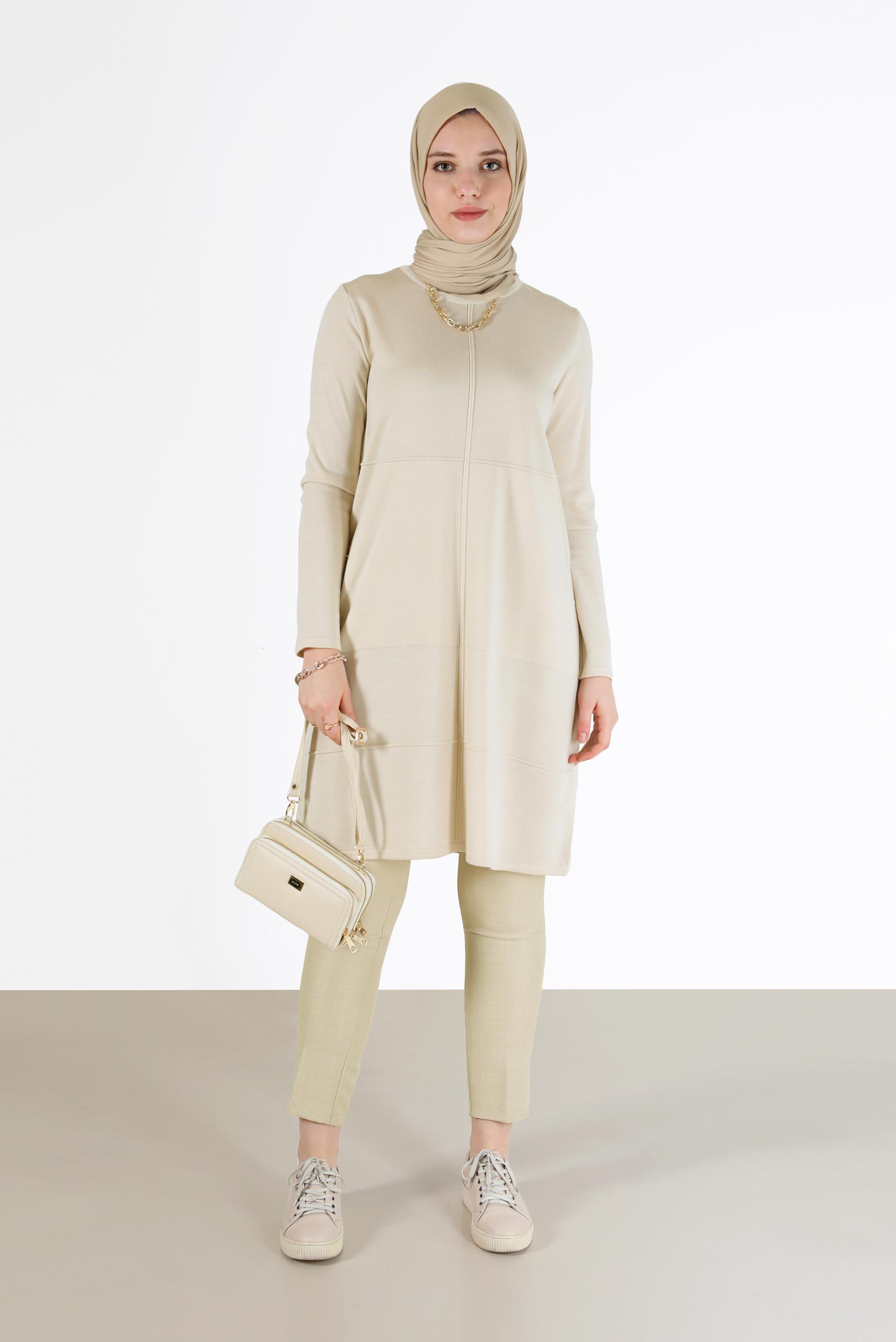 Tesettür giyim BEJ KENDİNDEN ŞERİT DETAYLI TRİKO TUNİK 42004