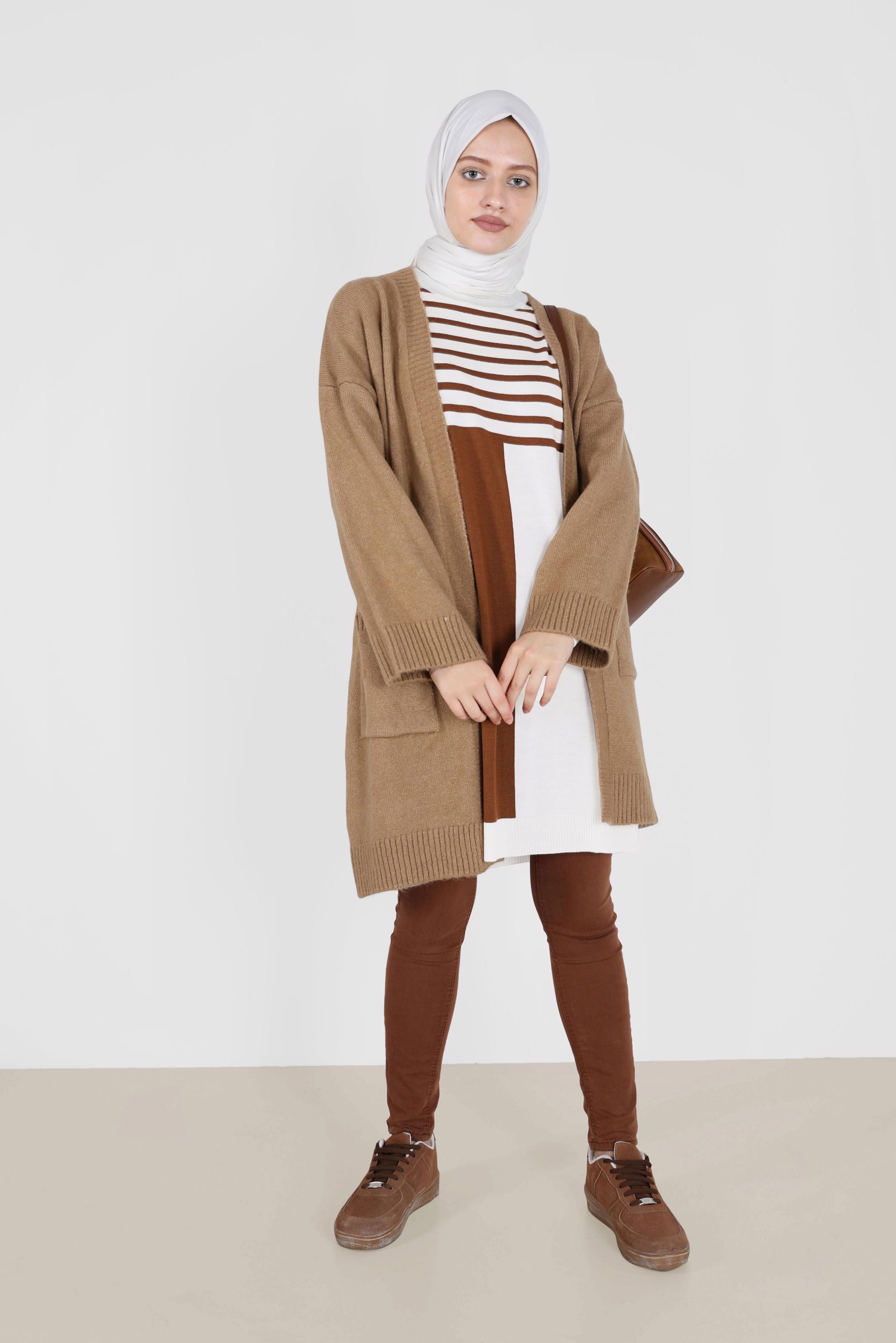 Tesettür giyim SARI ŞERİT DETAYLI İKİ RENKLİ TRİKO TUNİK 42005 