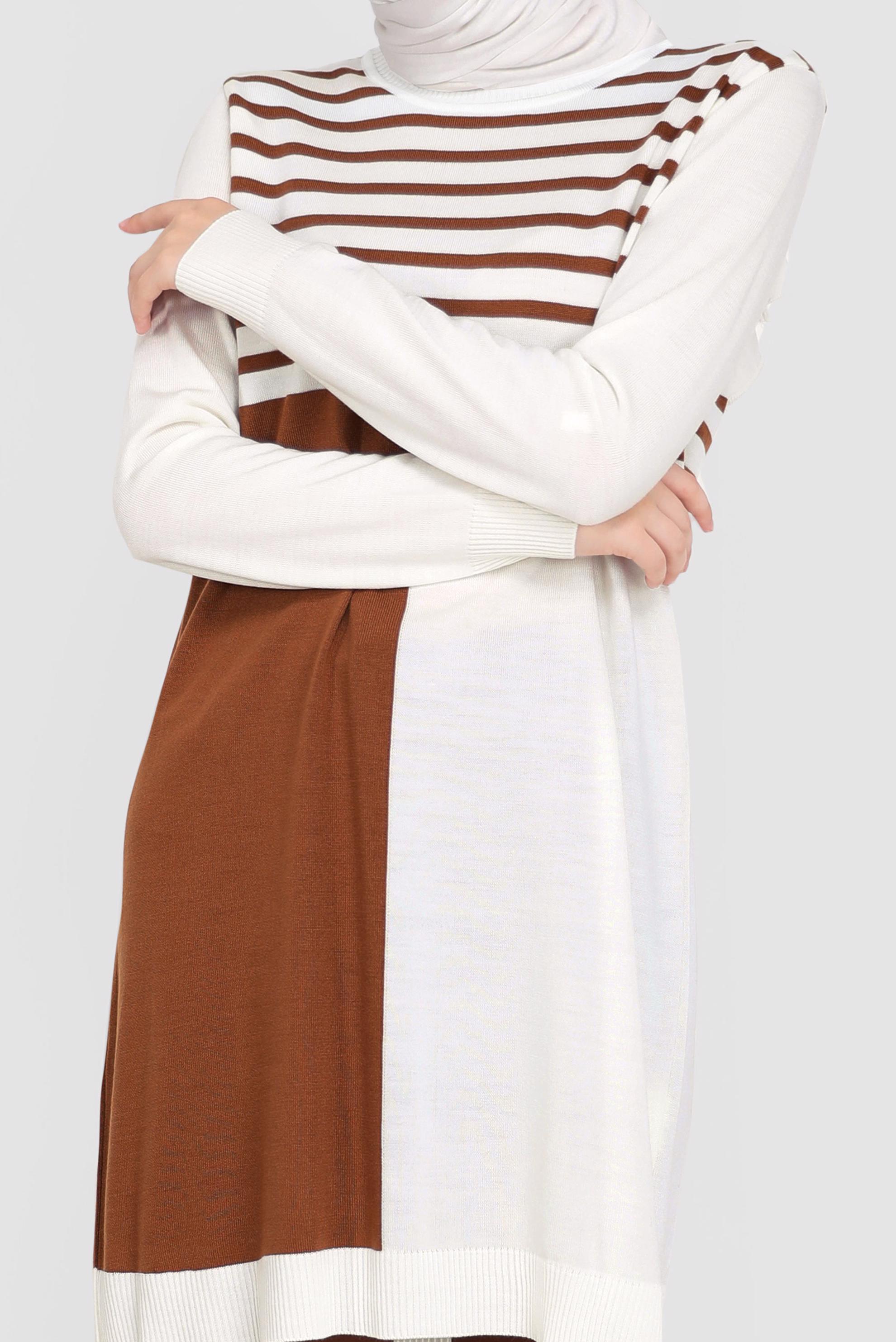 Tesettür giyim SARI ŞERİT DETAYLI İKİ RENKLİ TRİKO TUNİK 42005 