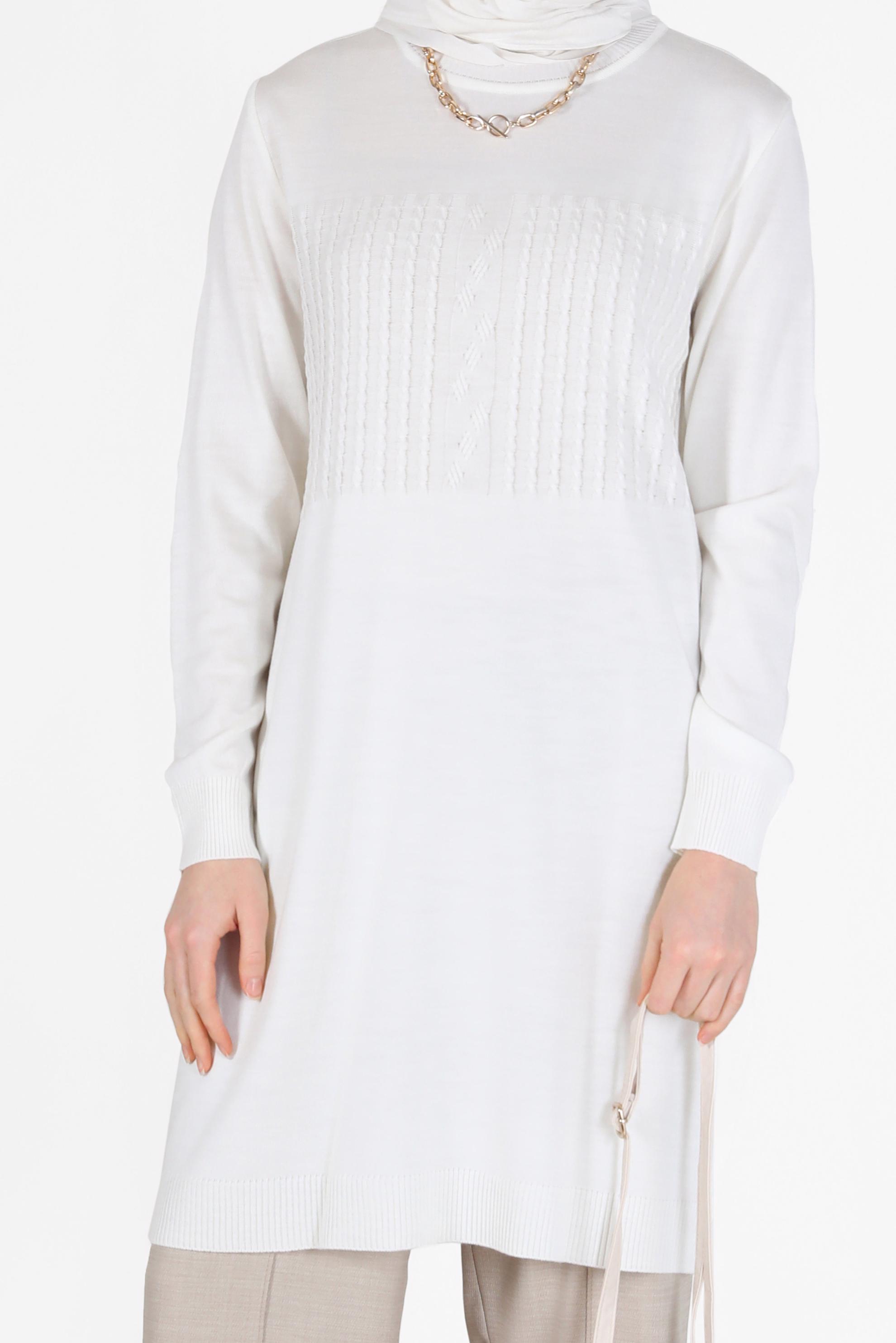 Tesettür giyim BEYAZ KENDİNDEN DESENLİ TRİKO TUNİK 42007	