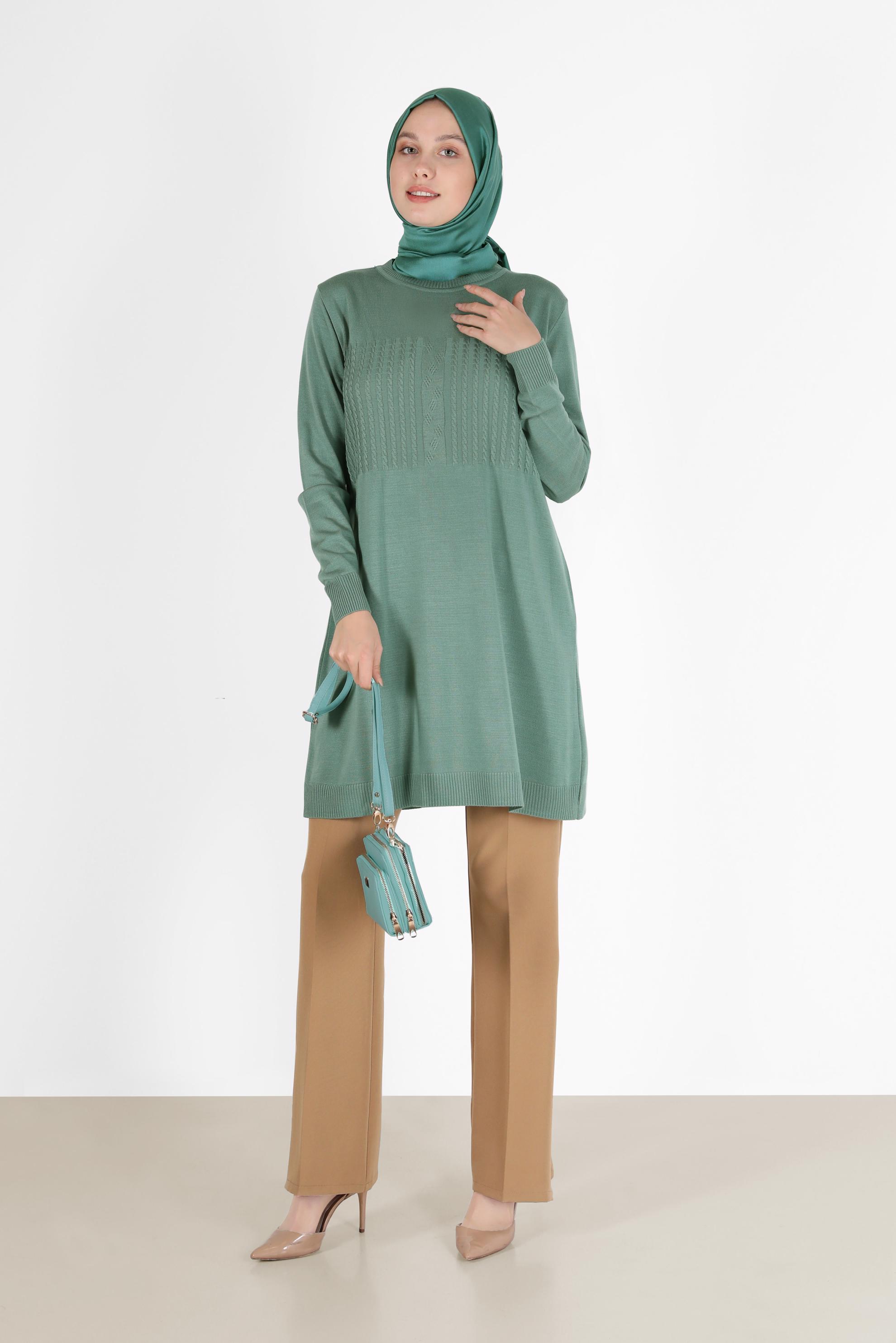 Tesettür giyim YEŞİL KENDİNDEN DESENLİ TRİKO TUNİK 42007	