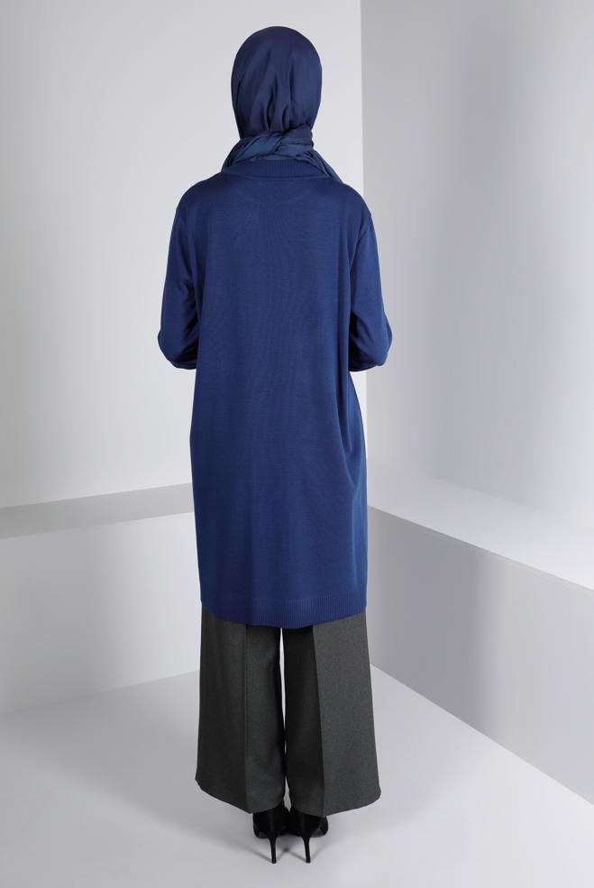 Vêtements hijab BLEU MARINE TUNIQUE EN MAILLE DÉTAIL PERLES 42010 - ALVİNA