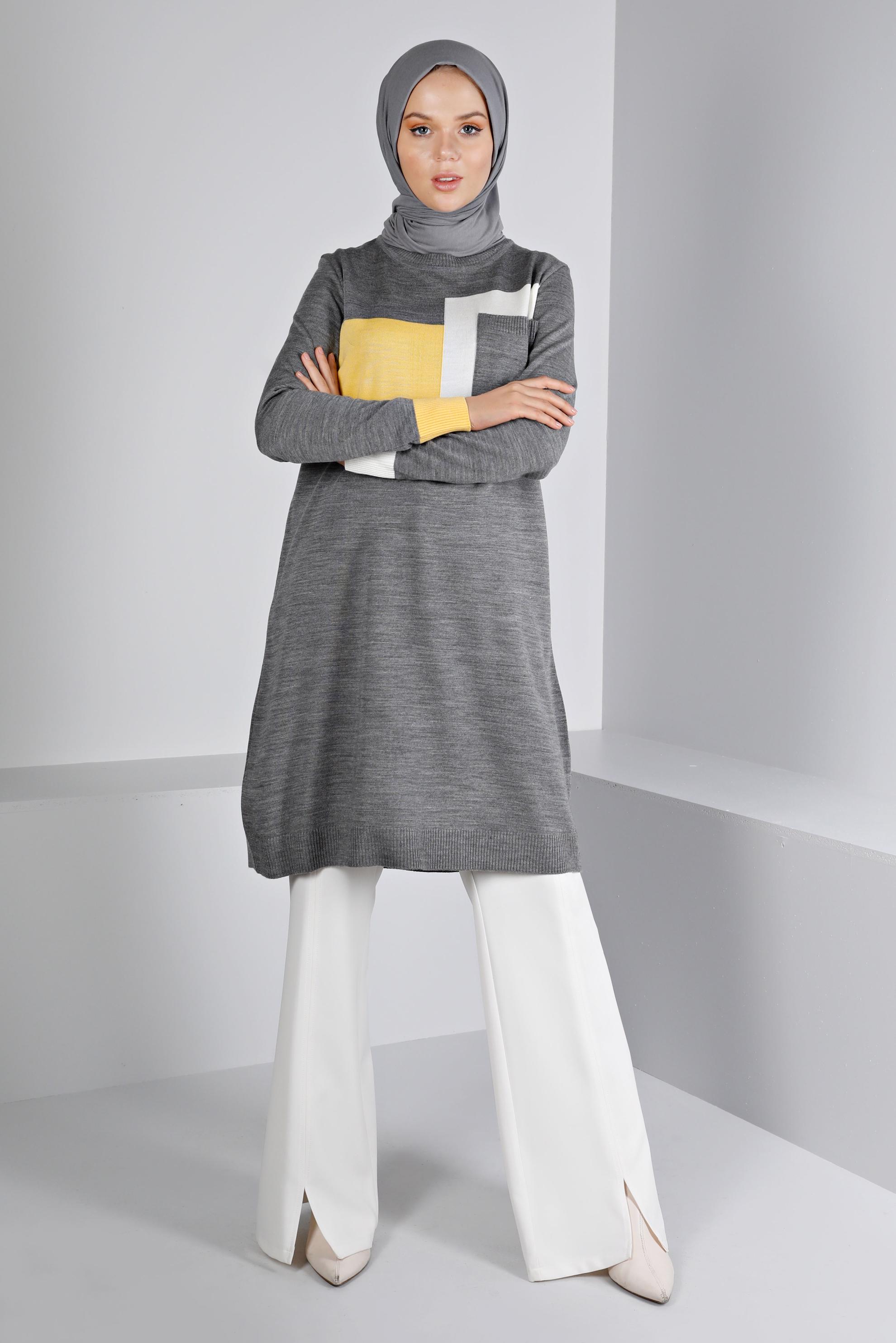 Tesettür giyim GRİ GEOMETRİK ŞEKİL DETAYLI TRİKO TUNİK 42011	