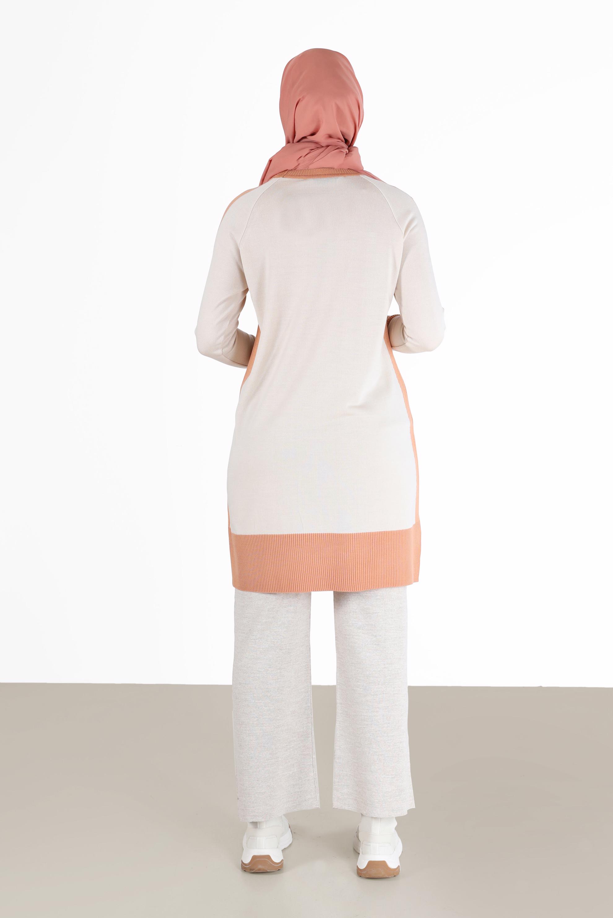 Tesettür giyim BEJ İKİ RENKLİ TRİKO TUNİK 42012 