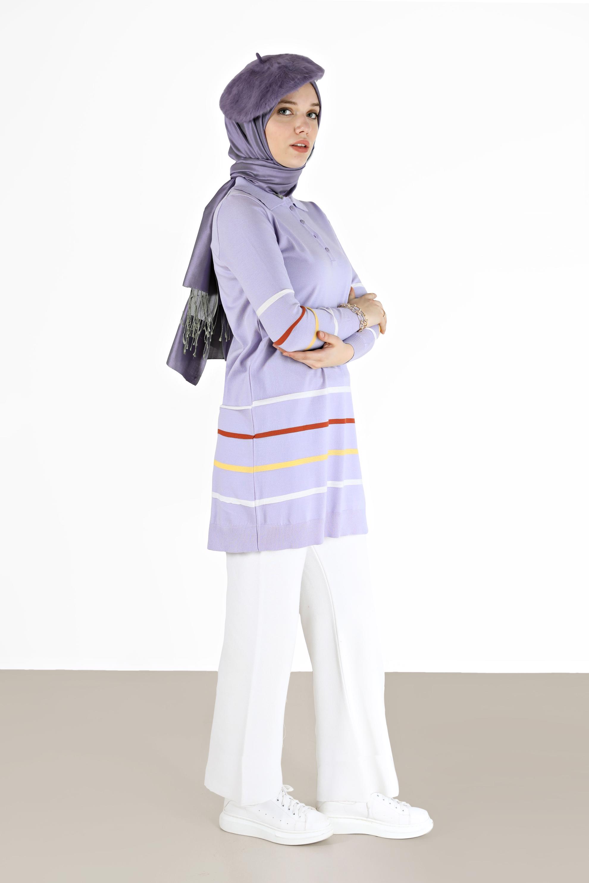 Tesettür giyim MOR RENKLİ ŞERİT DETAYLI POLO YAKA TRİKO TUNİK 42019 