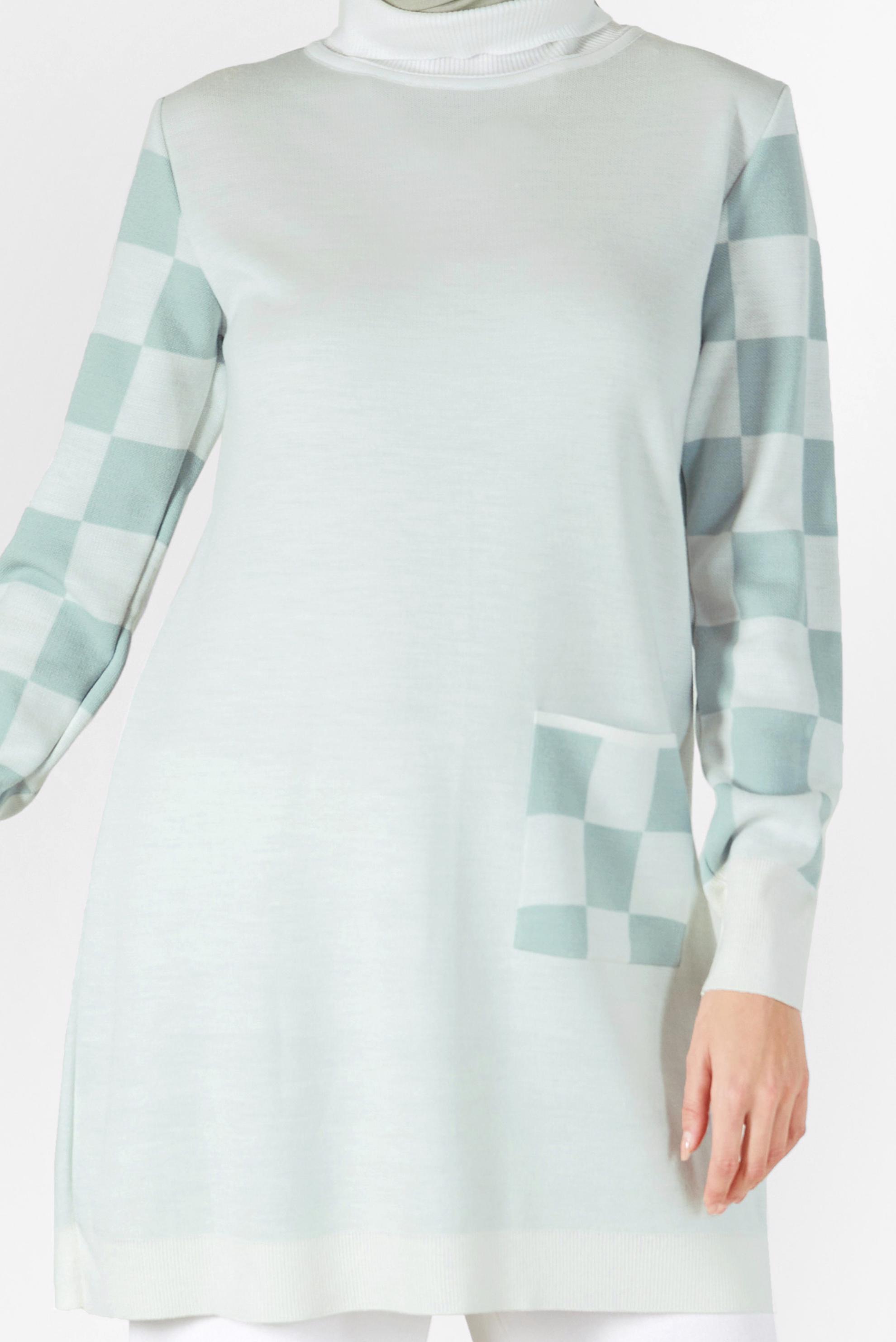 Tesettür giyim BEYAZ KARE DESENLİ CEPLİ TRİKO TUNİK 42022 