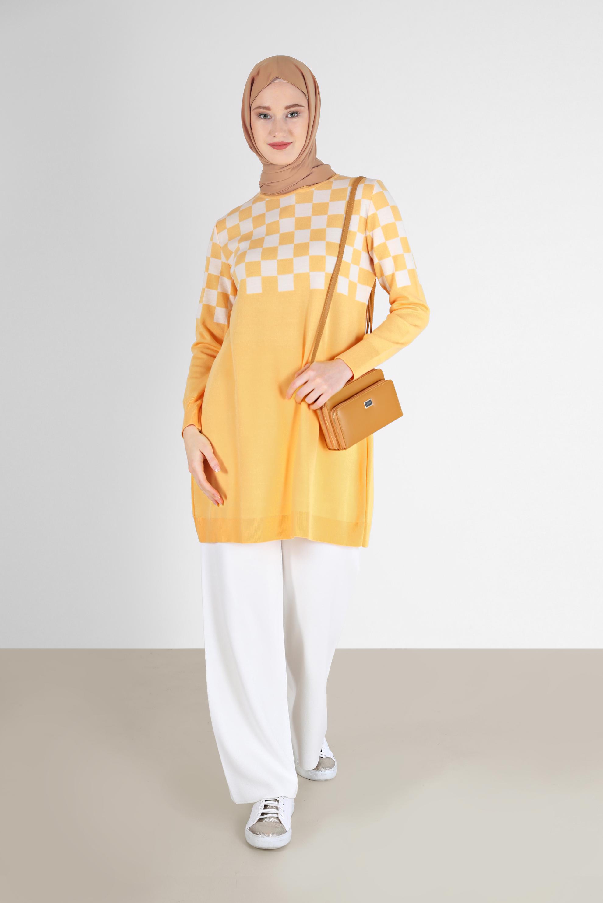 Hijab clothing YELLOW CHECKED KNITWEAR TUNIC 42023 