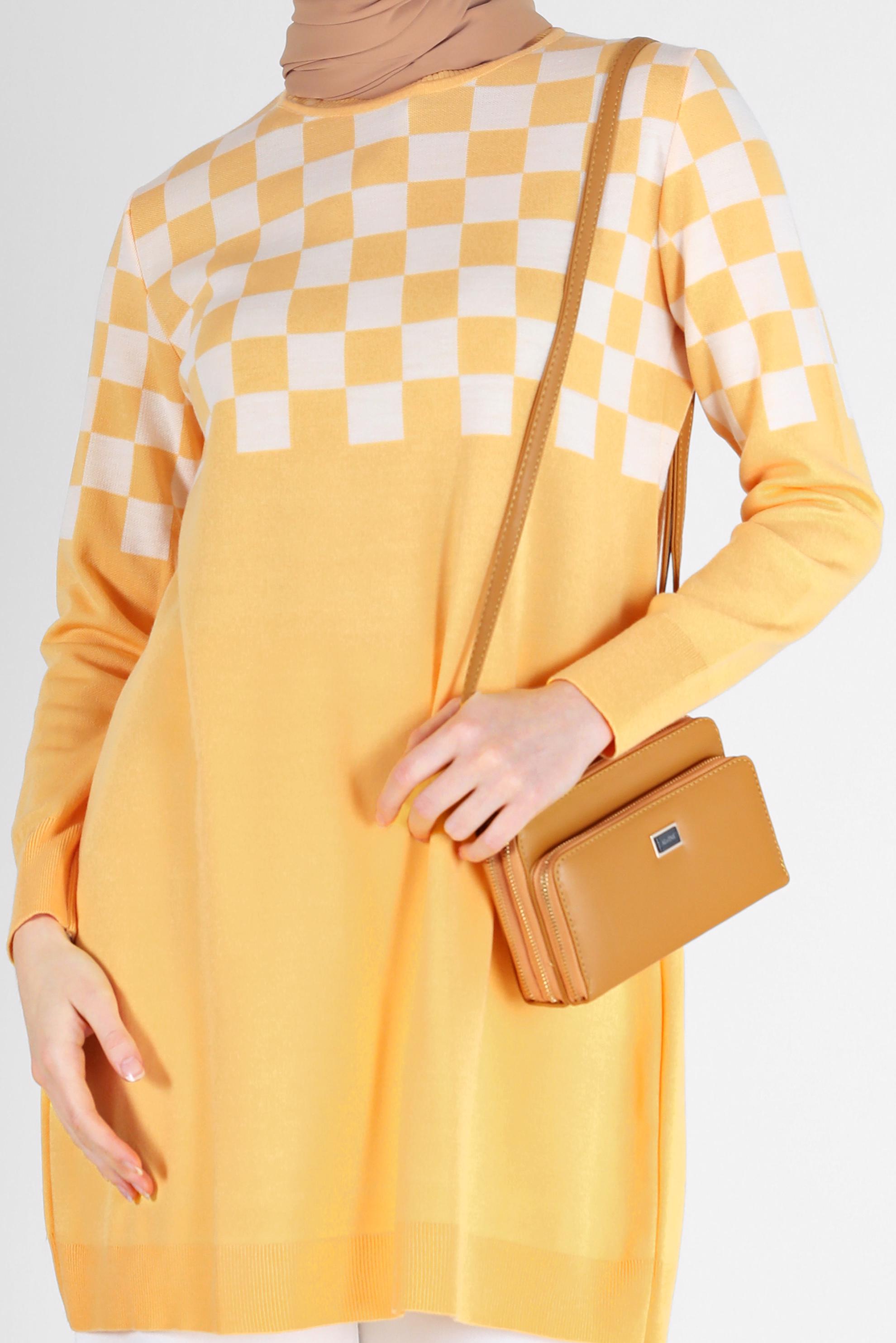 Hijab clothing YELLOW CHECKED KNITWEAR TUNIC 42023 
