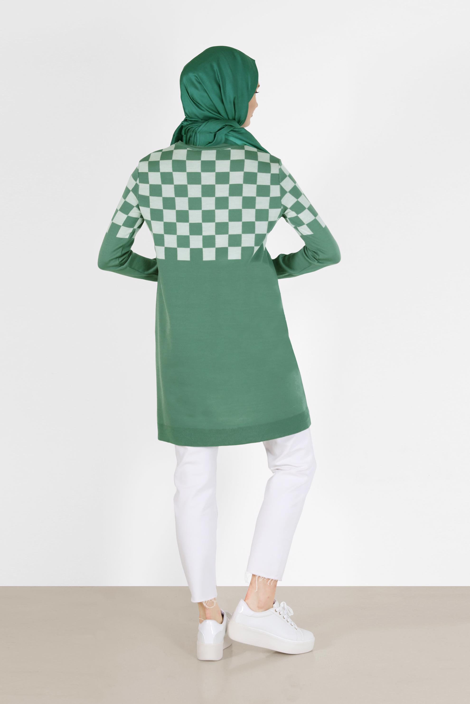 Tesettür giyim YEŞİL KARE DESENLİ TRİKO TUNİK 42023 