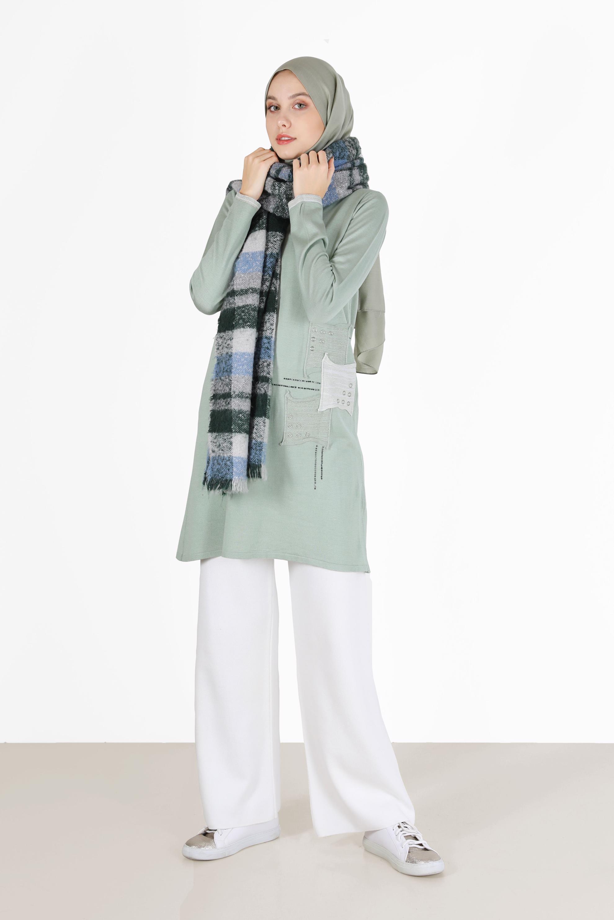 Tesettür giyim YEŞİL YAMA DETAYLI TRİKO TUNİK 42033 