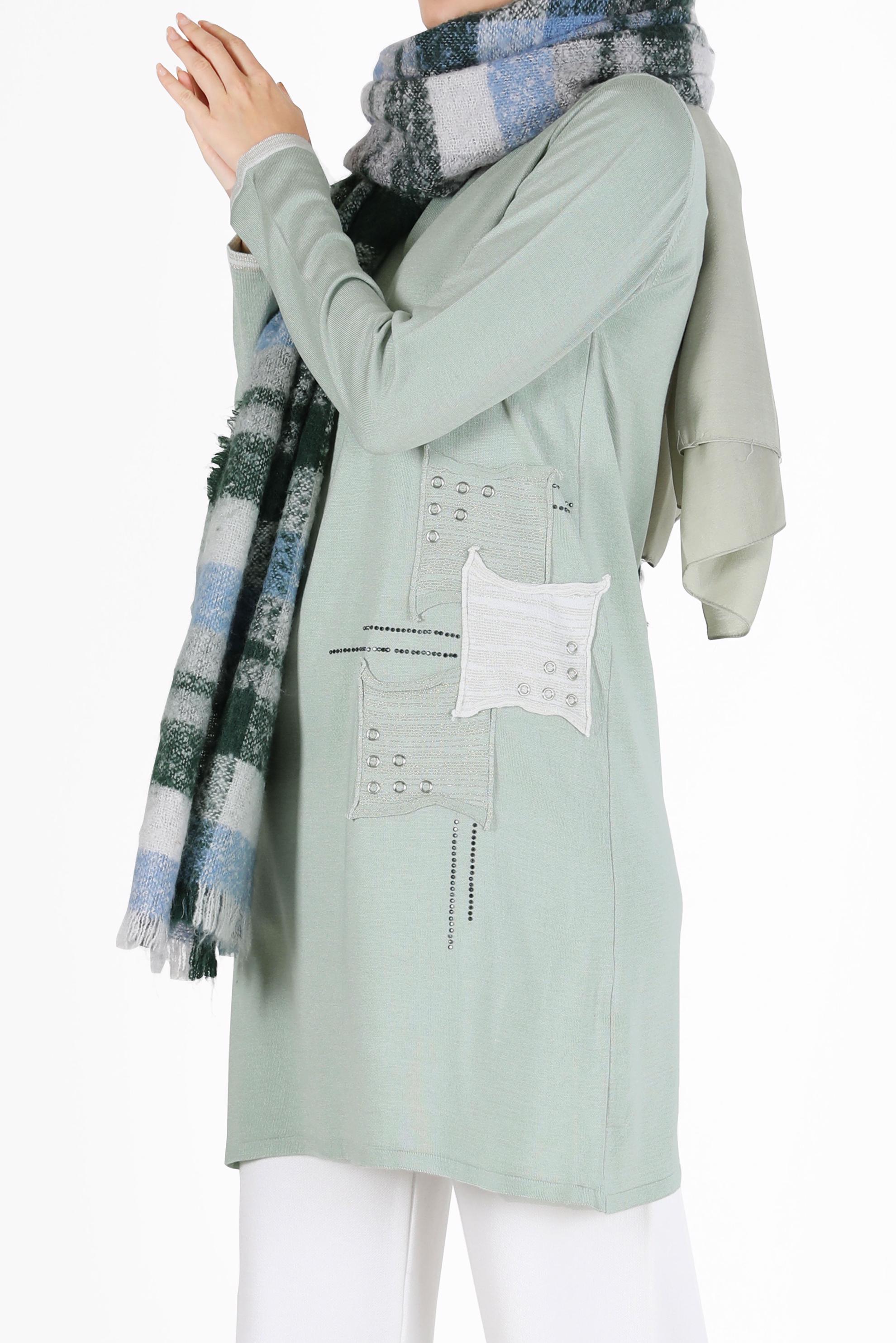 Tesettür giyim YEŞİL YAMA DETAYLI TRİKO TUNİK 42033 