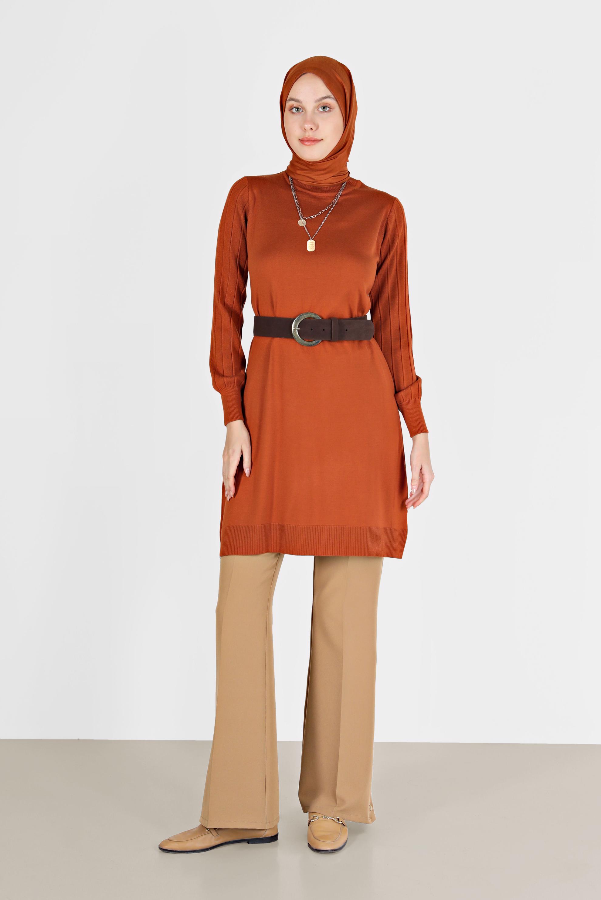 Tesettür giyim TURUNCU KOLLARI KENDİNDEN DESENLİ TRİKO TUNİK 42036 