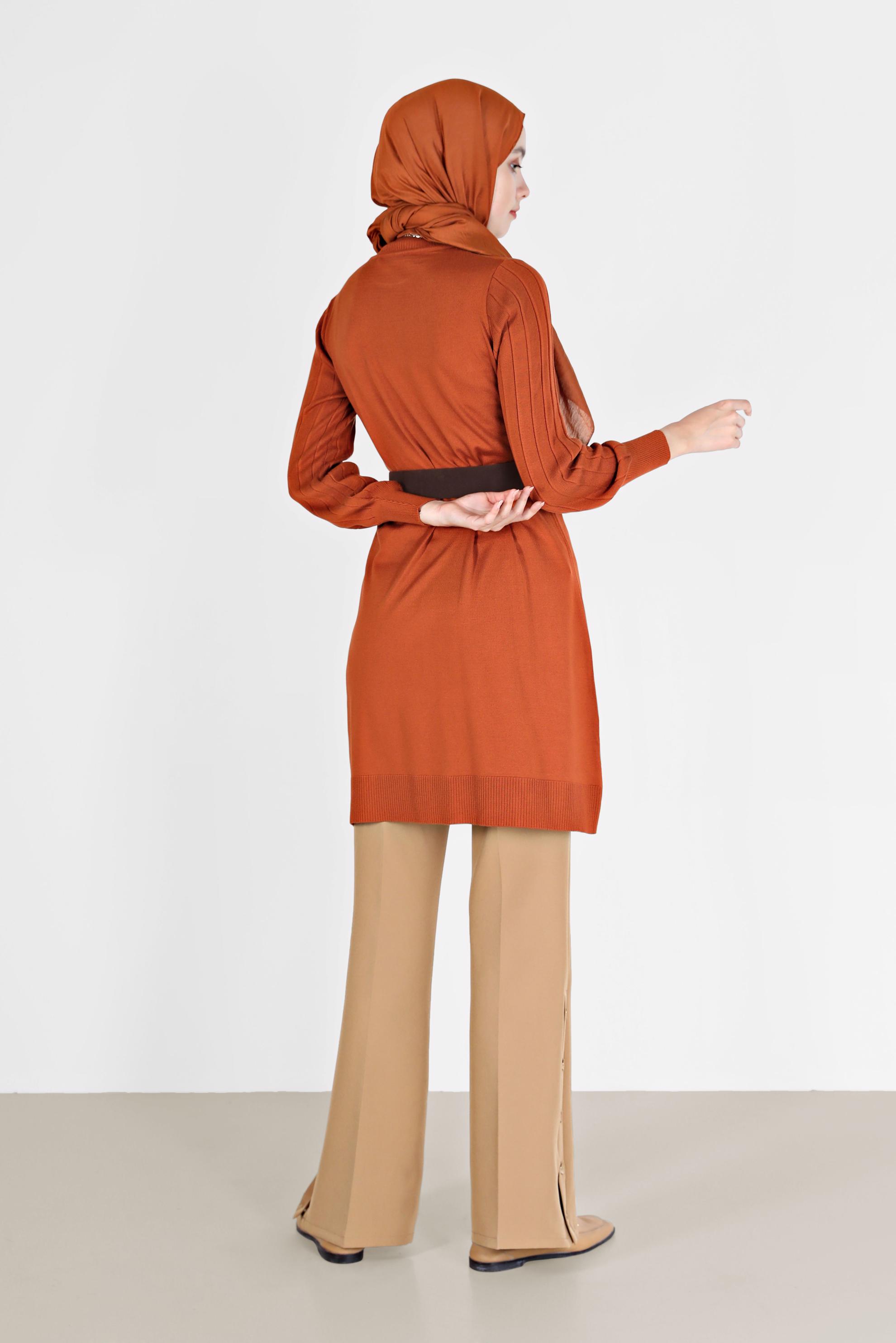 Tesettür giyim TURUNCU KOLLARI KENDİNDEN DESENLİ TRİKO TUNİK 42036 