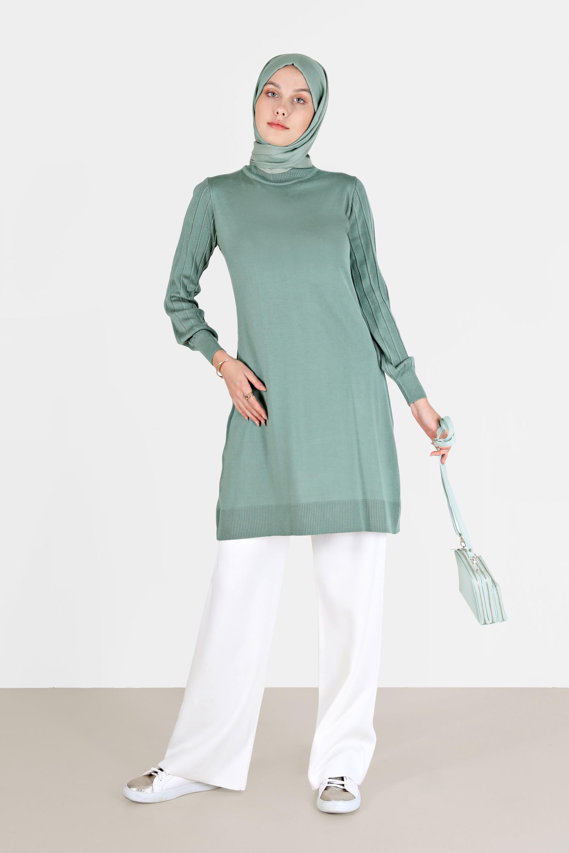 Tesettür giyim YEŞİL KOLLARI KENDİNDEN DESENLİ TRİKO TUNİK 42036 