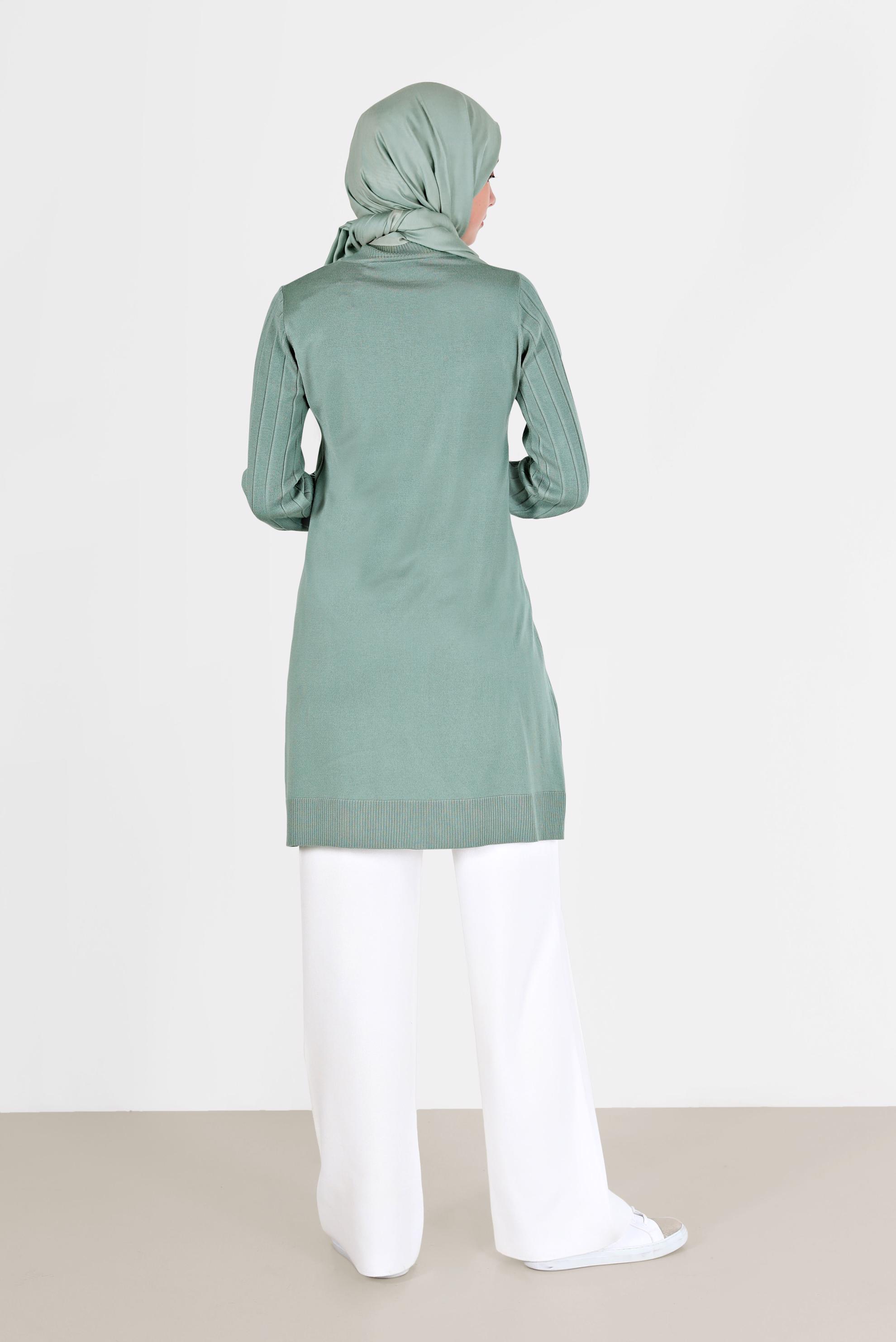 Tesettür giyim YEŞİL KOLLARI KENDİNDEN DESENLİ TRİKO TUNİK 42036 