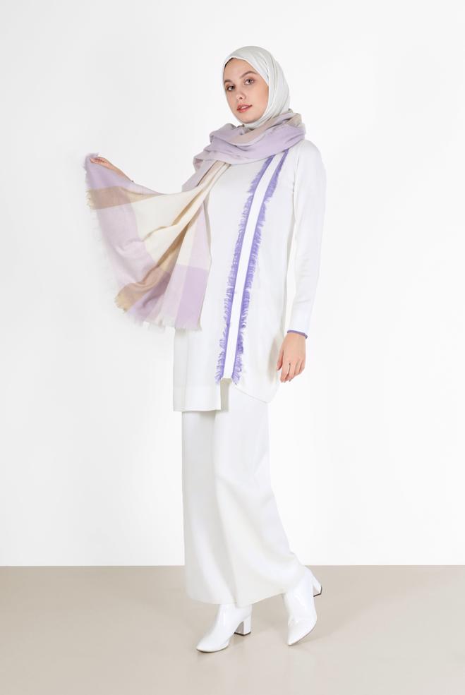 Tesettür giyim BEYAZ PÜSKÜL DETAYLI TRİKO TUNİK 42037  - ALVİNA