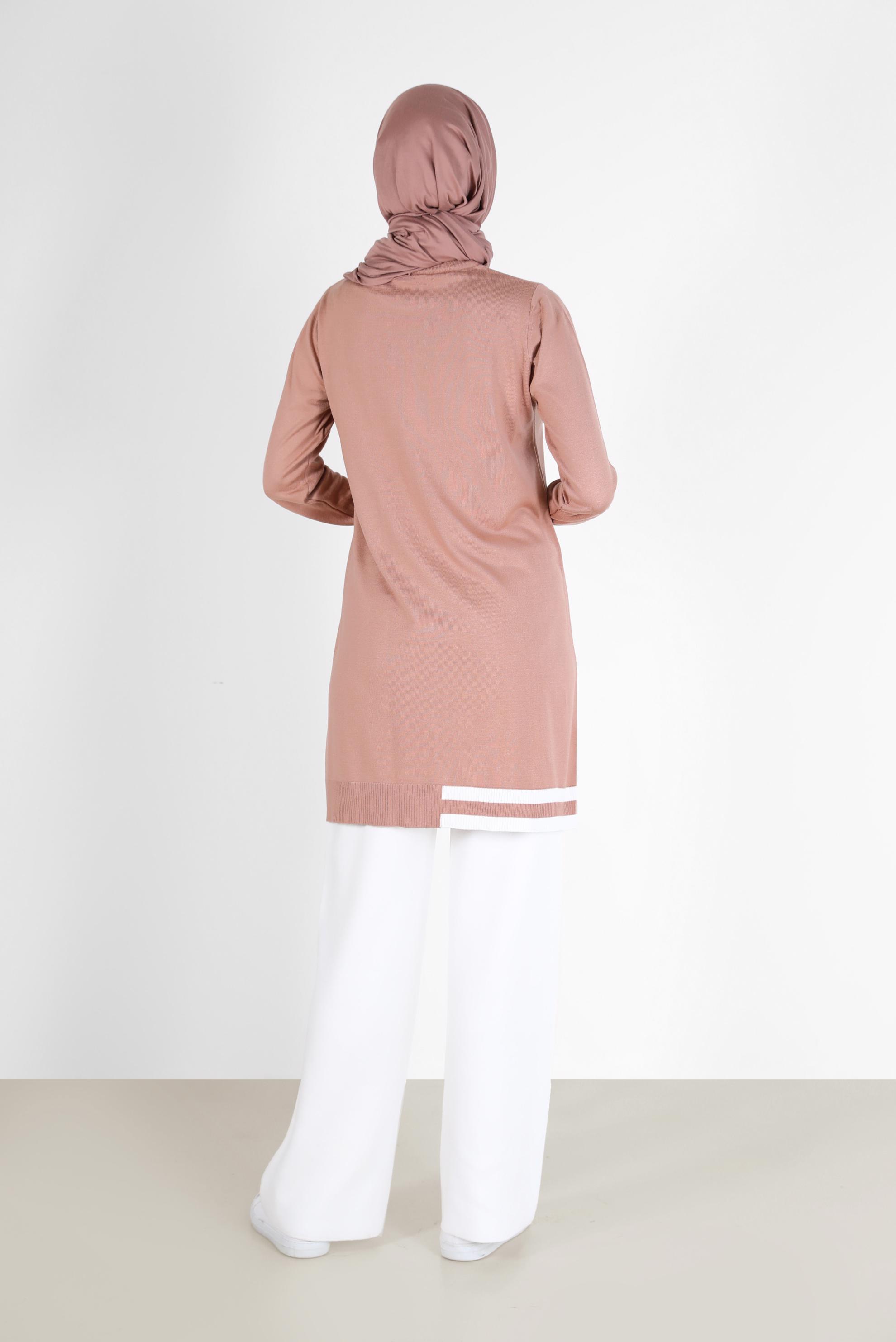 Tesettür giyim PUDRA RENK BLOKLU TRİKO TUNİK 42039 