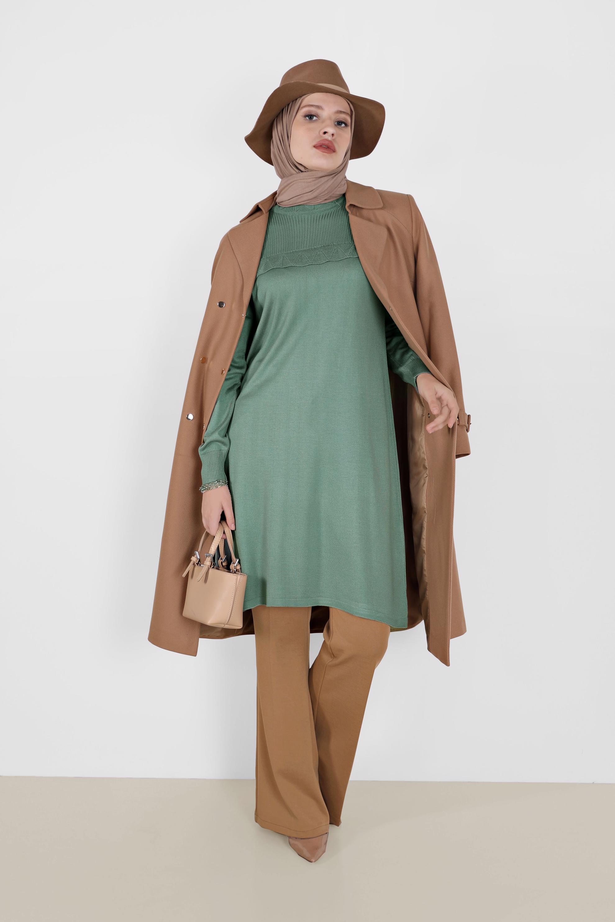 Hijab clothing GREEN FRILLED KNITWEAR TUNIC WITH ELASTIC CUFFS 42041 