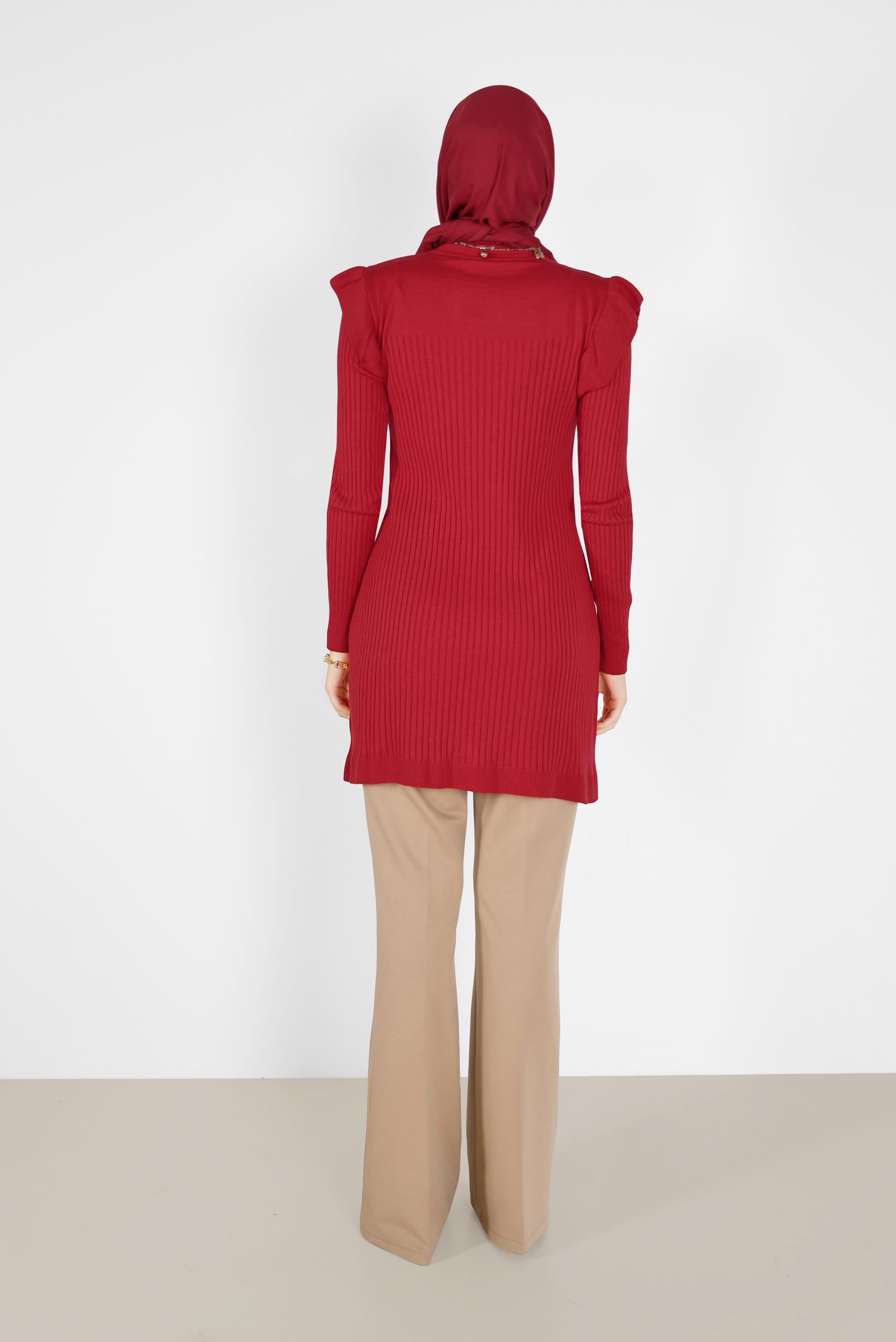 Tesettür giyim KIRMIZI KENDİNDEN DESENLİ OMUZLARI FIRFIRLI TRİKO TUNİK 42042 