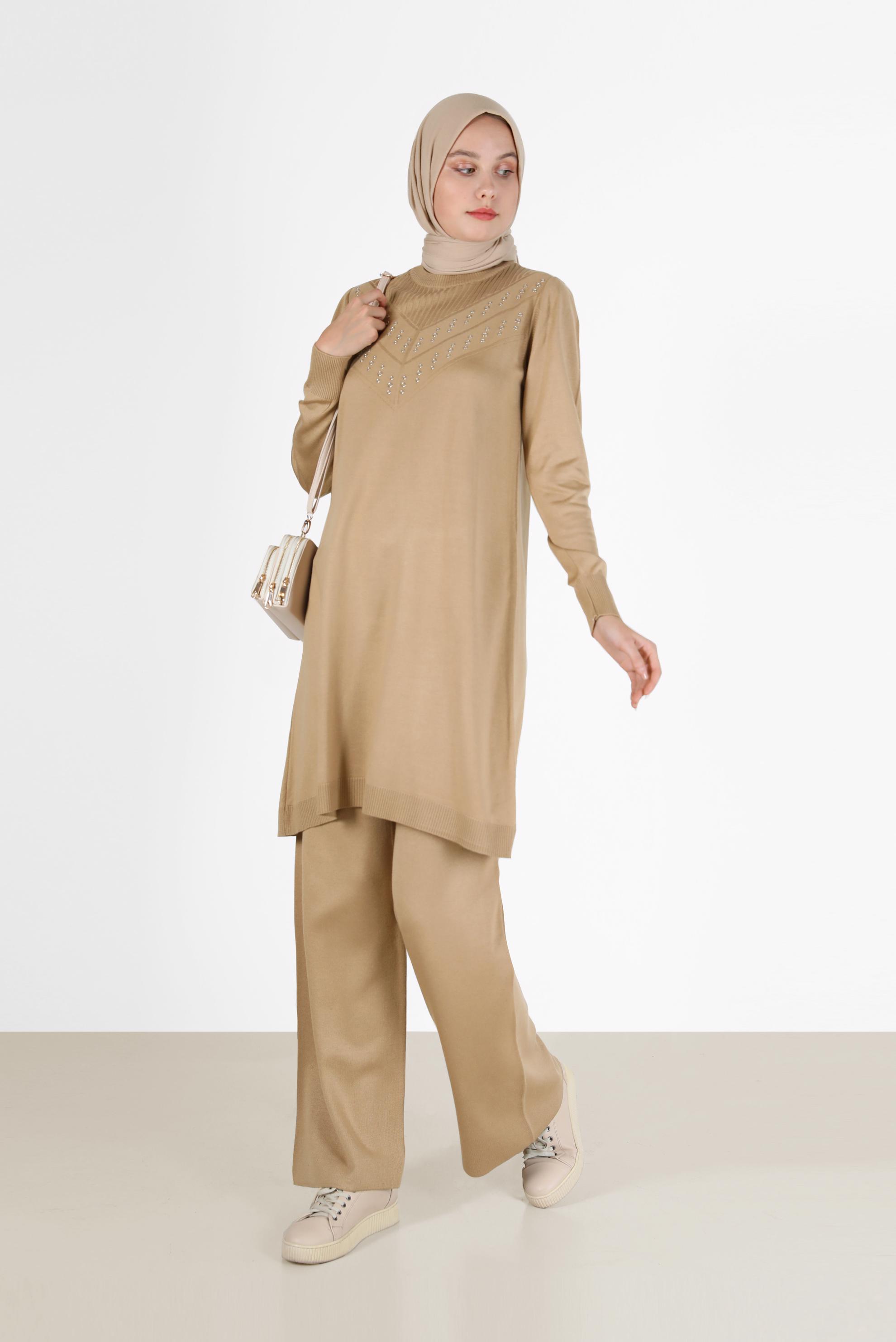 Tesettür giyim KAHVE METAL AKSESUAR DETAYLI TRİKO TUNİK 42046 