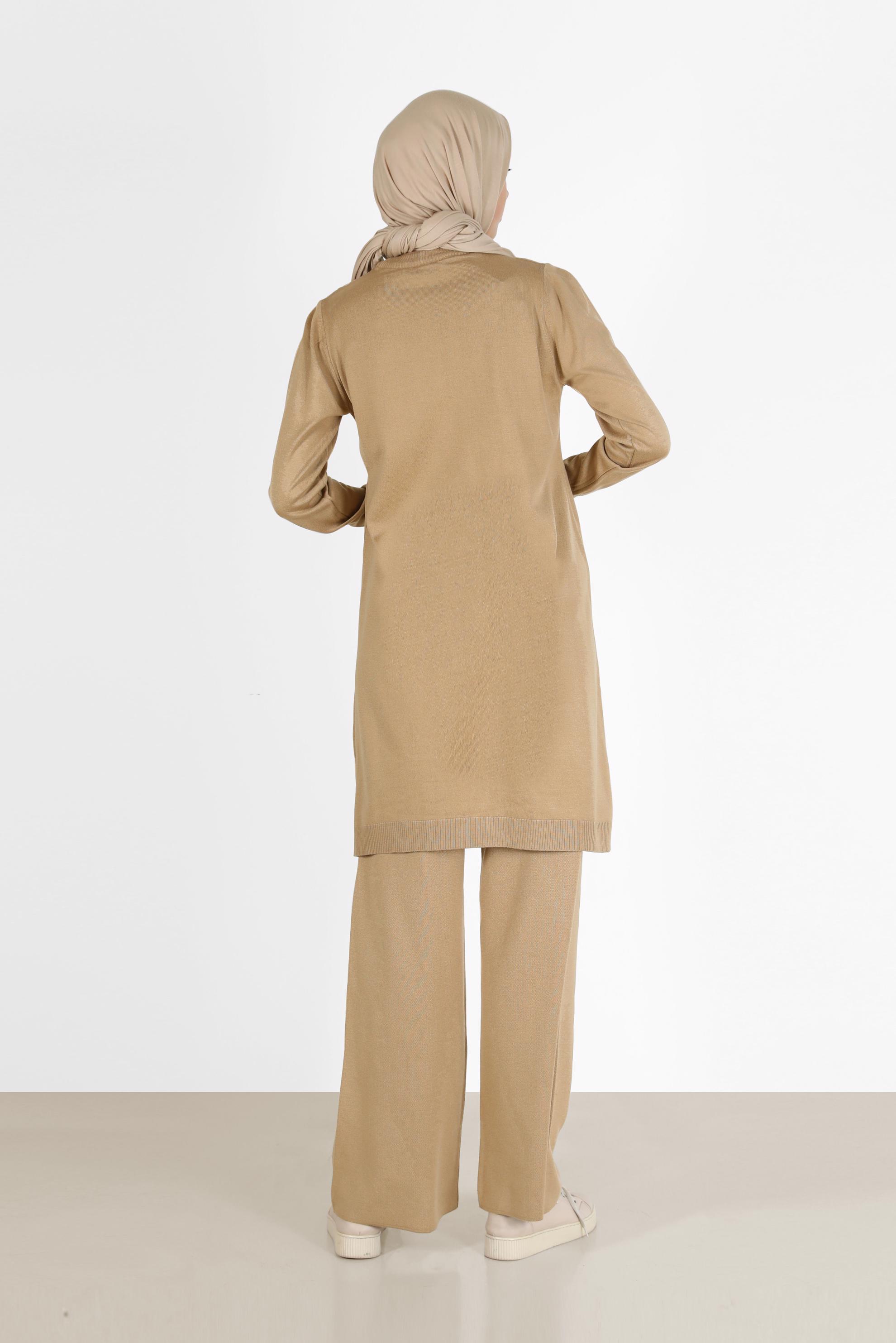 Tesettür giyim KAHVE METAL AKSESUAR DETAYLI TRİKO TUNİK 42046 