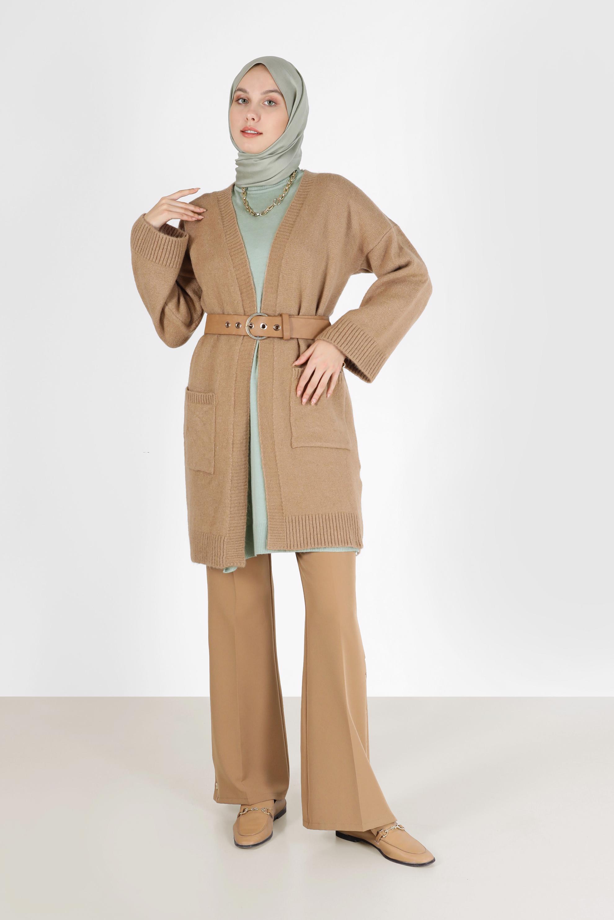 Tesettür giyim YEŞİL ASİMETRİK KESİM BASIC TRİKO TUNİK 42048 