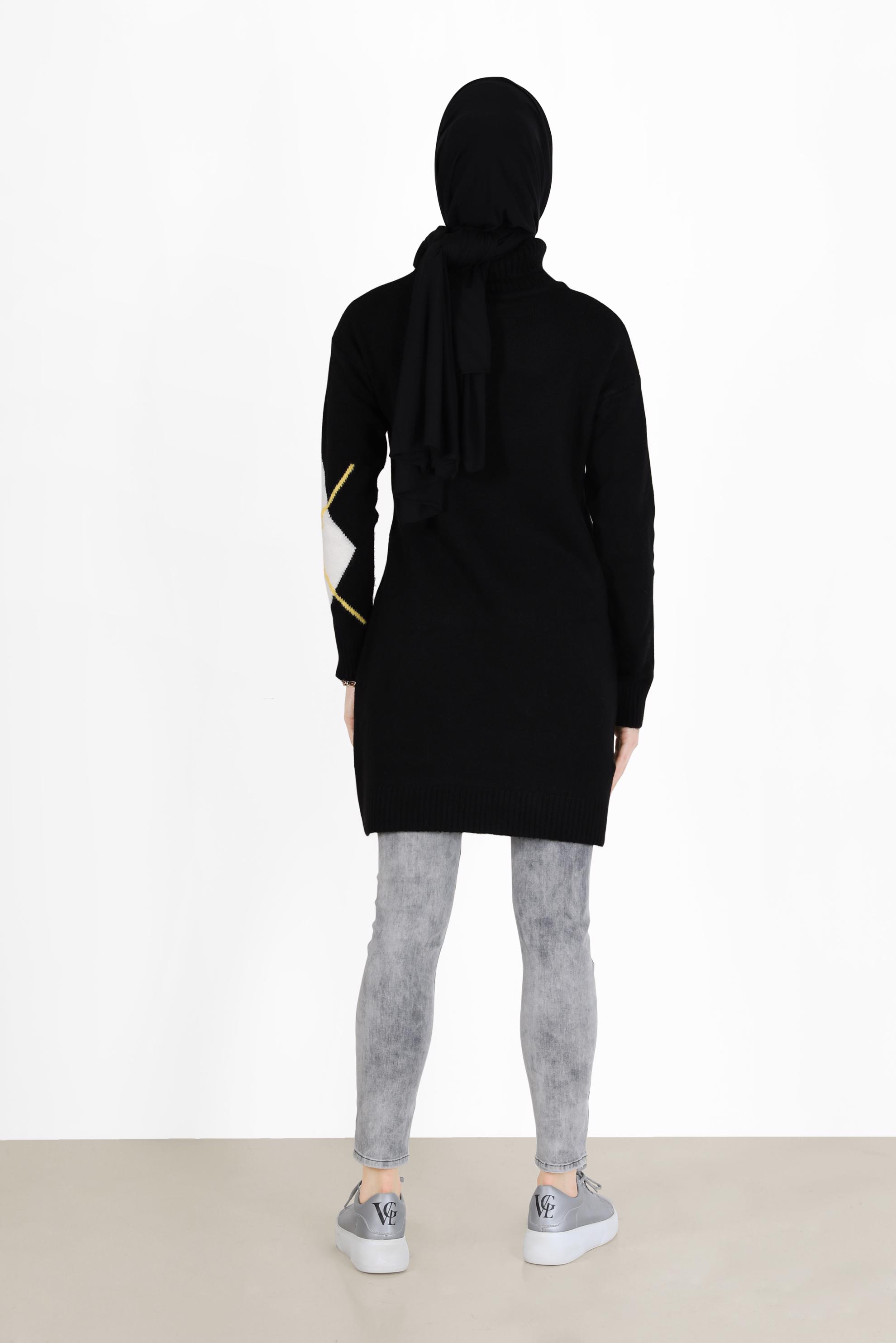 Tesettür giyim SİYAH KARO DESENLİ TRİKO TUNİK 42052 