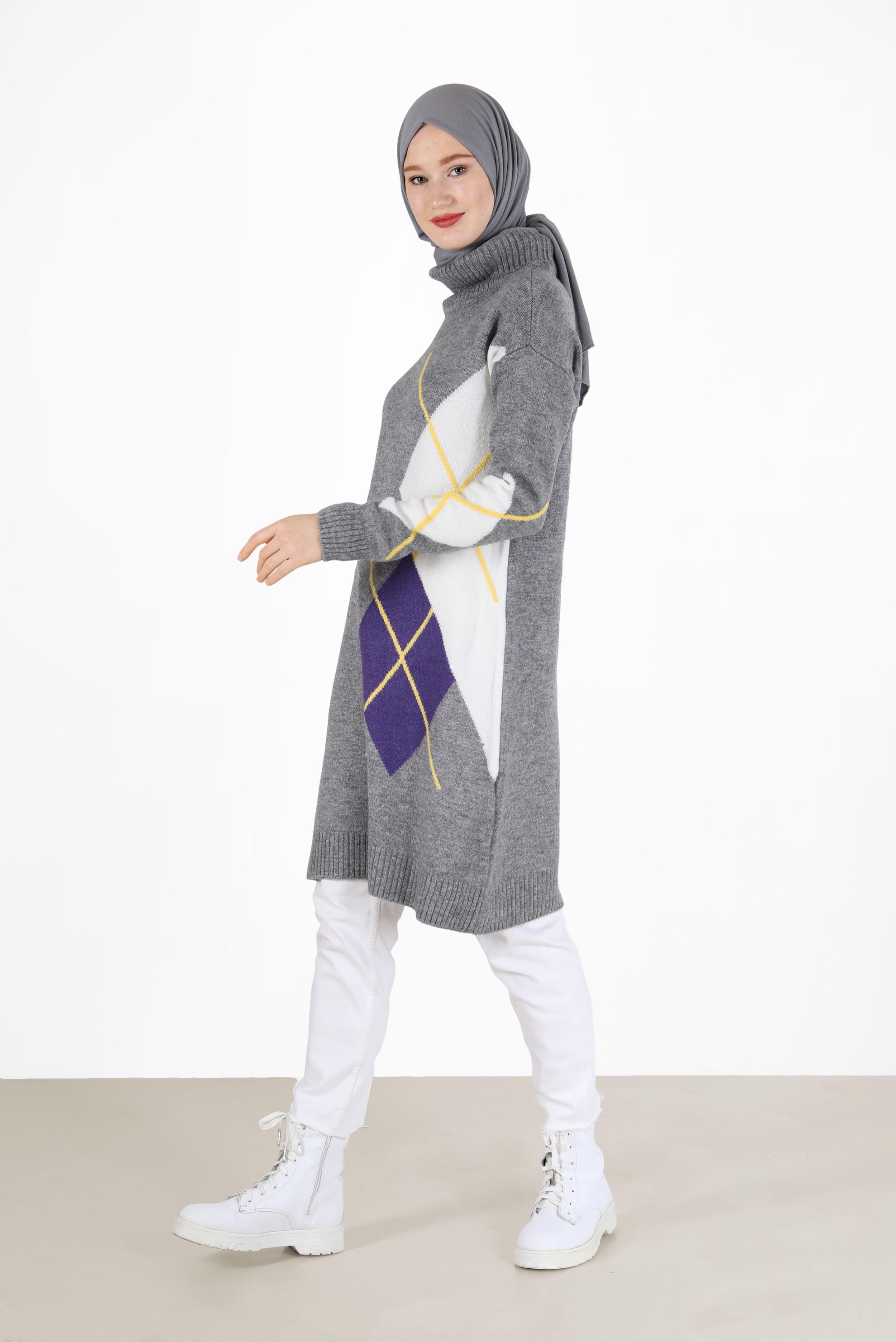 Tesettür giyim GRİ KARO DESENLİ TRİKO TUNİK 42052 
