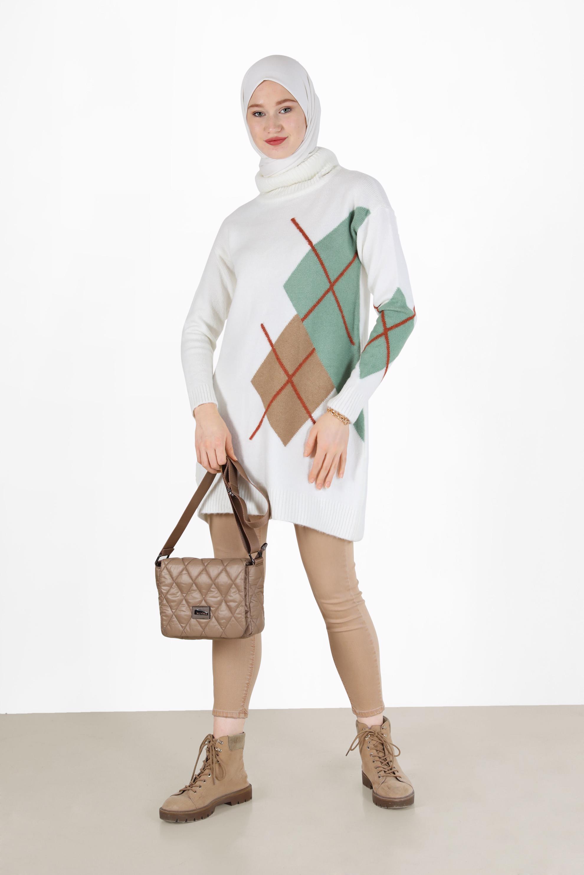 Tesettür giyim BEYAZ KARO DESENLİ TRİKO TUNİK 42052 