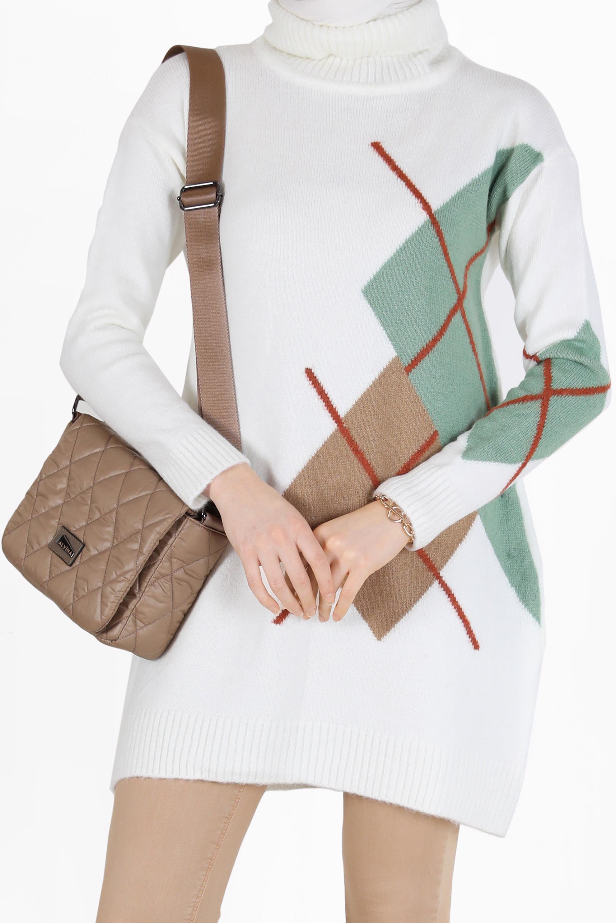 Tesettür giyim BEYAZ KARO DESENLİ TRİKO TUNİK 42052 