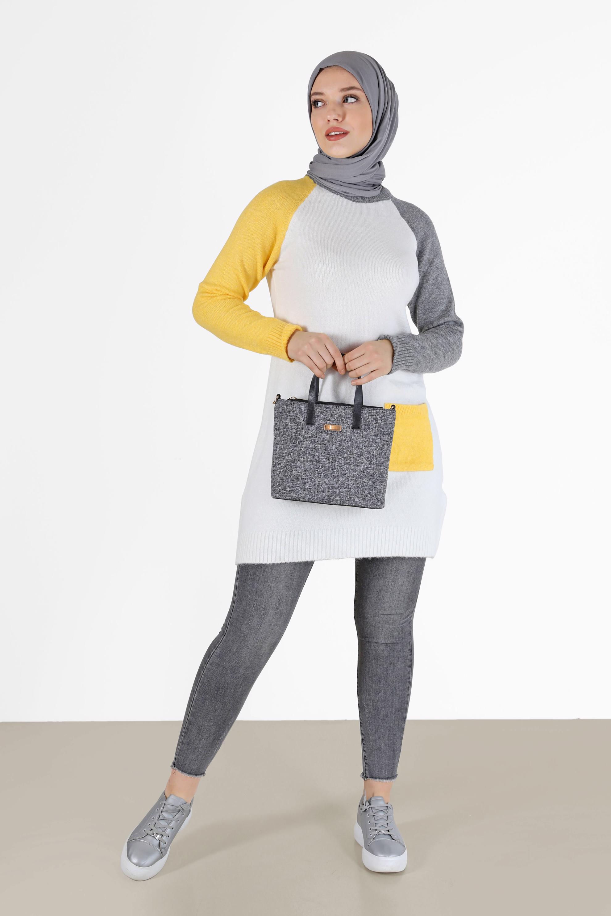 Tesettür giyim BEYAZ ÜÇ RENKLİ CEP DETAYLI TRİKO TUNİK 42053 