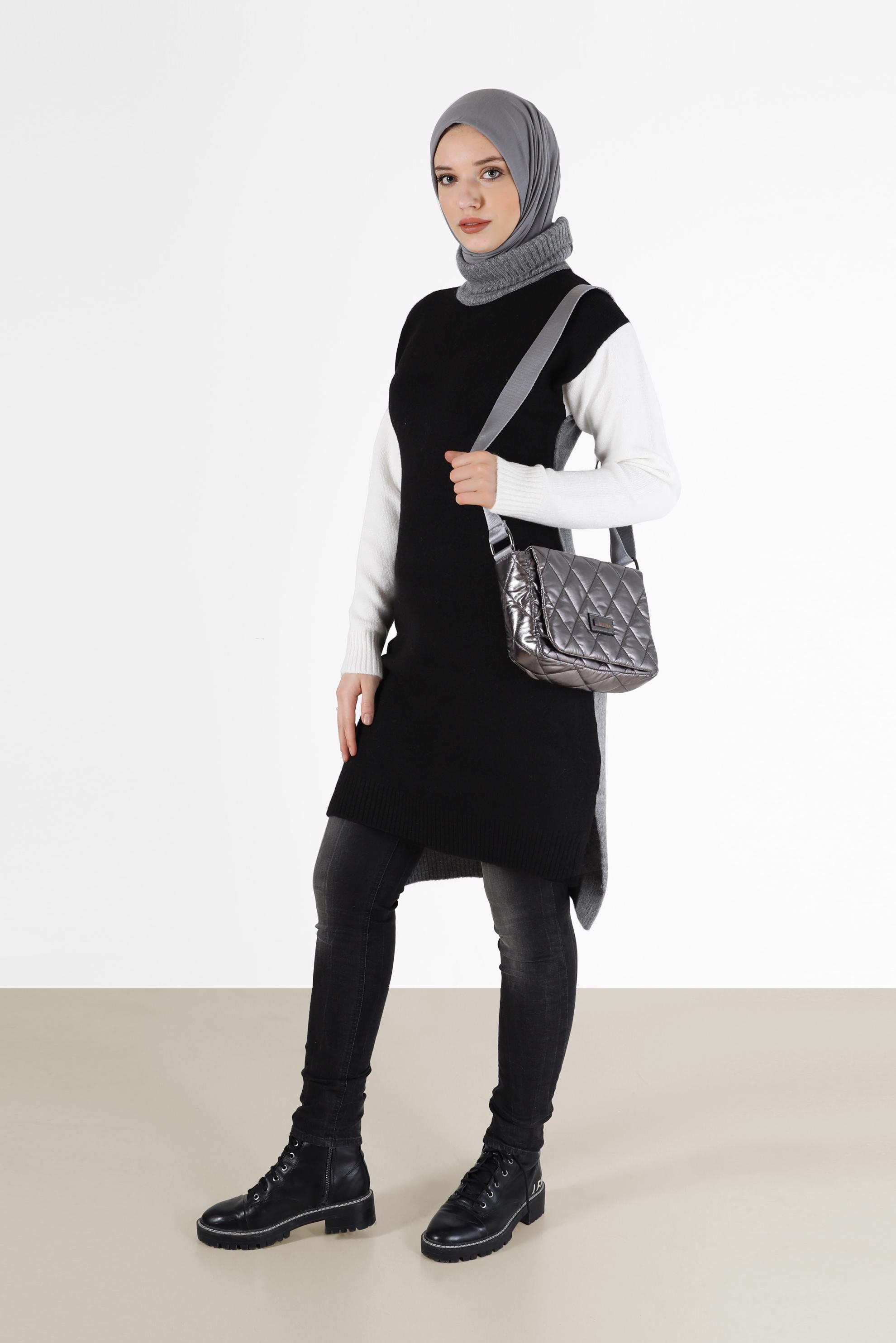 Tesettür giyim SİYAH 3 RENKLİ BALIKÇI YAKA TRİKO TUNİK 42054 