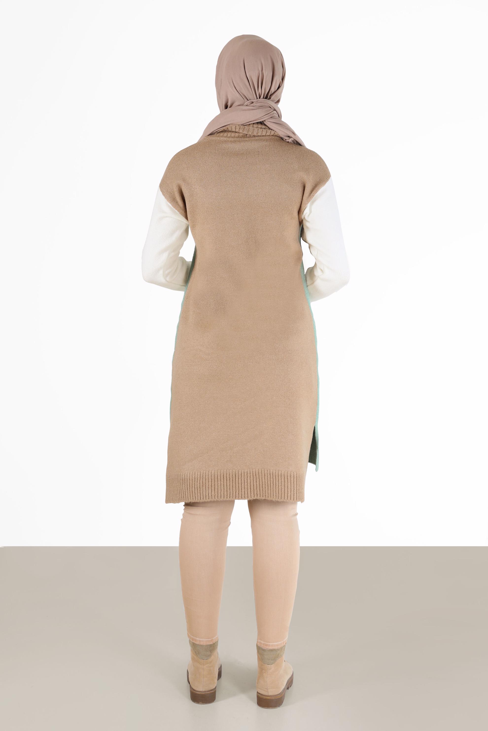 Tesettür giyim YEŞİL 3 RENKLİ BALIKÇI YAKA TRİKO TUNİK 42054 