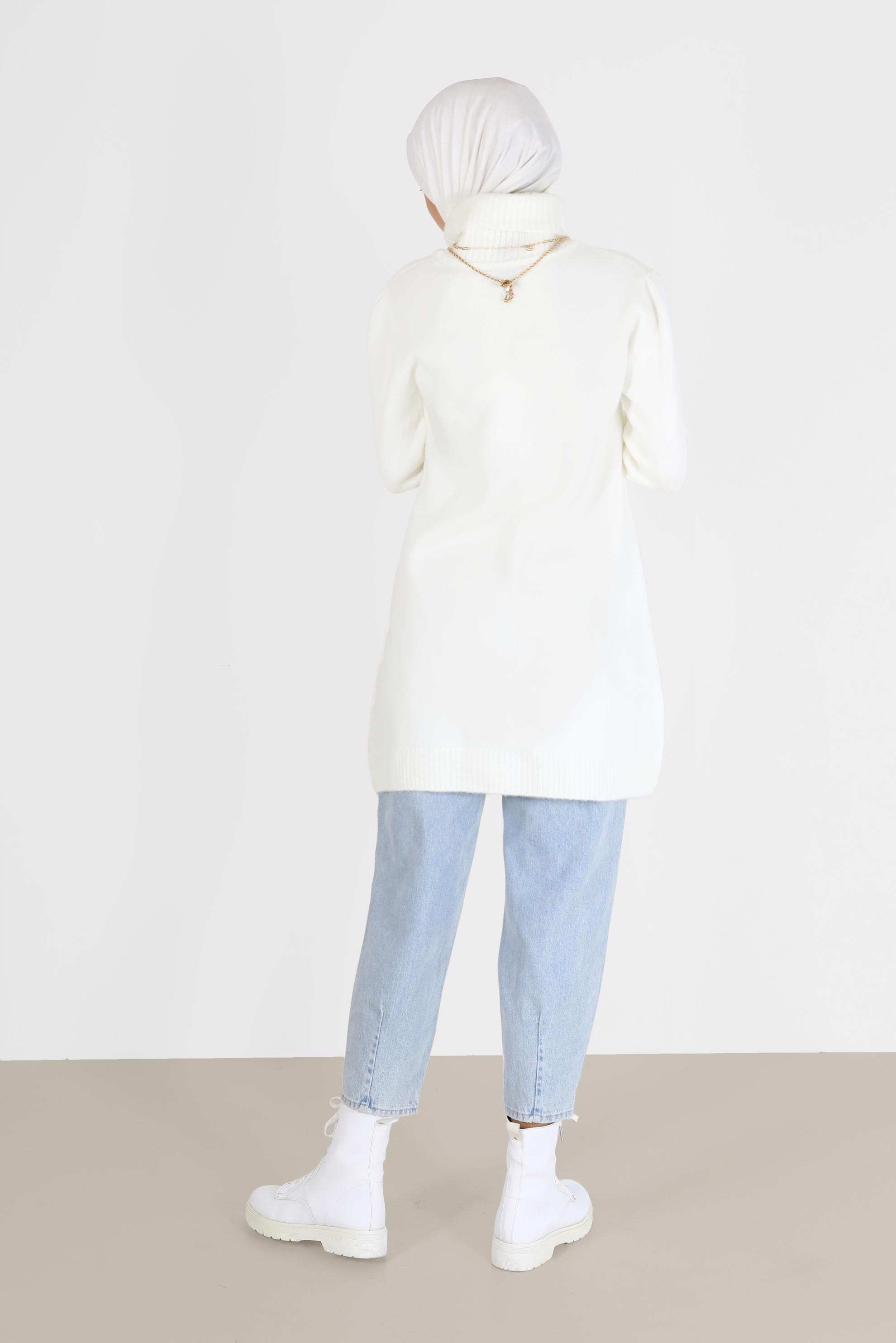 Tesettür giyim BEYAZ MANŞETLERİ FIRFIRLI BALIKÇI YAKA TRİKO TUNİK 42056 