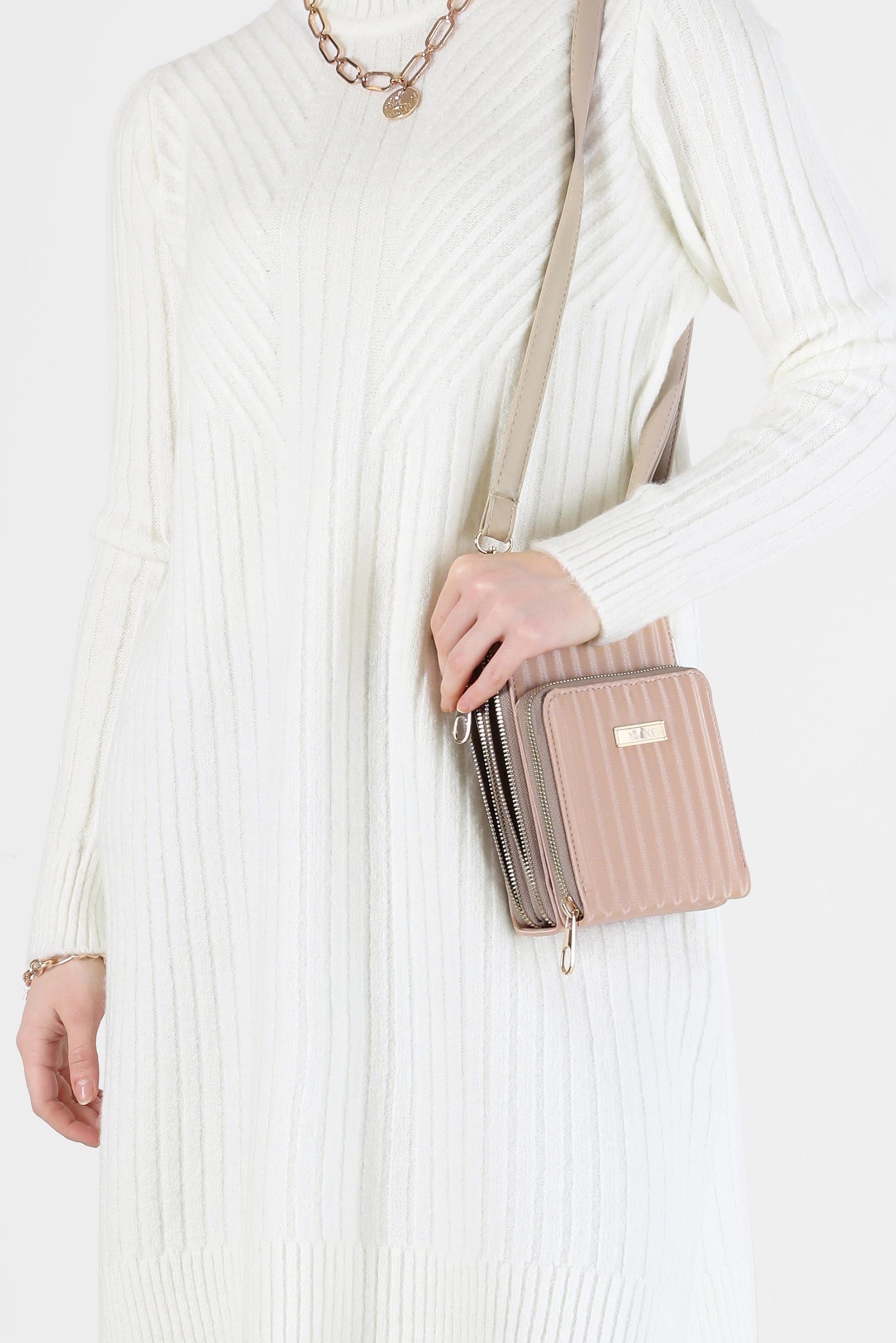 Tesettür giyim BEYAZ BALIKÇI YAKA FİTİLLİ TRİKO TUNİK 42057 