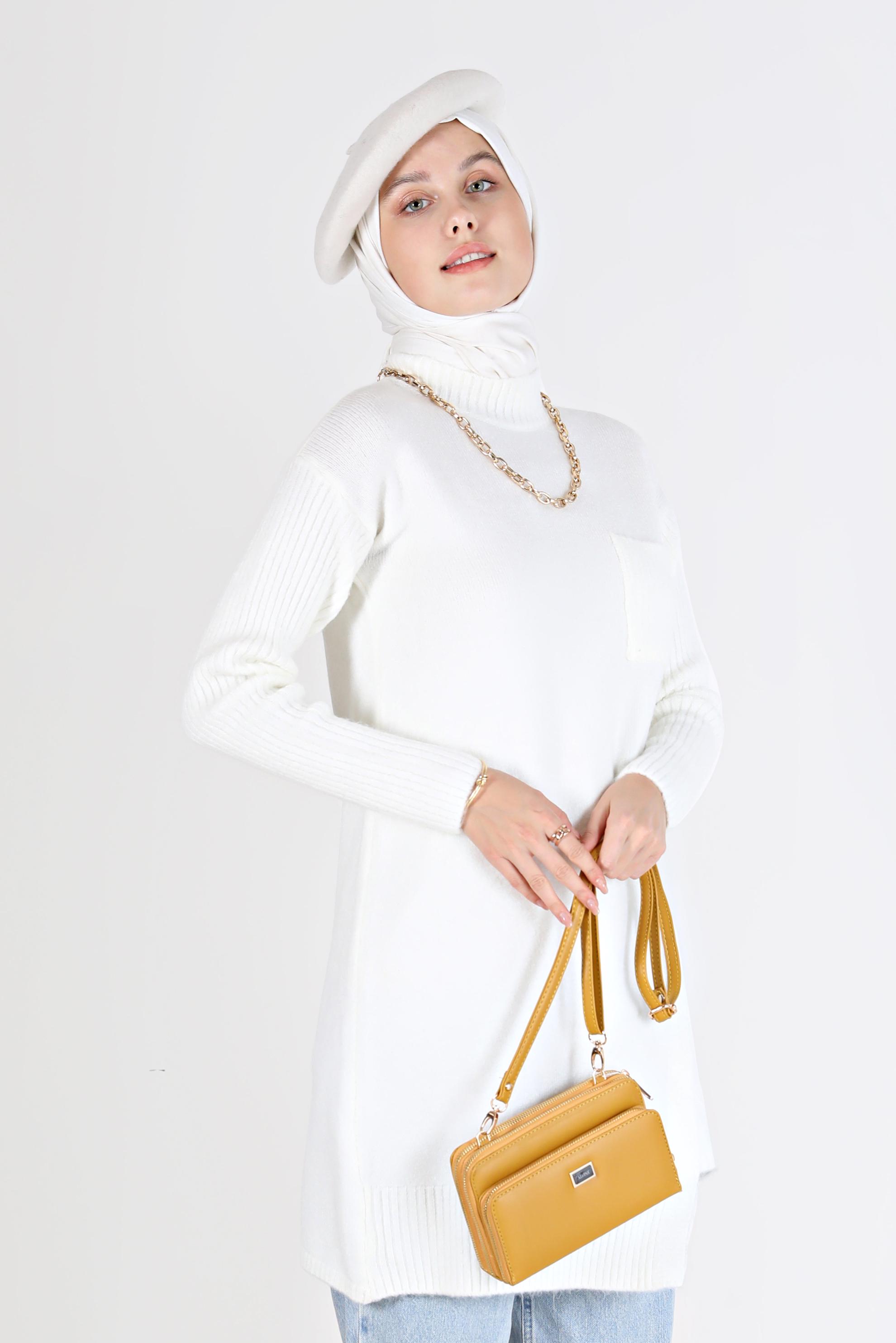 Tesettür giyim BEYAZ CEP DETAYLI YIRTMAÇLI TRİKO TUNİK 42058 