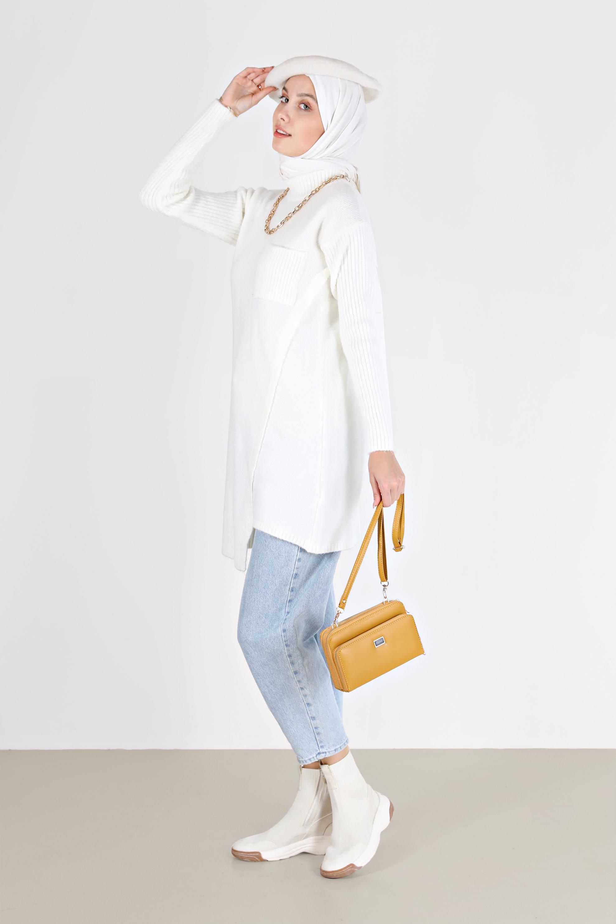 Tesettür giyim BEYAZ CEP DETAYLI YIRTMAÇLI TRİKO TUNİK 42058 