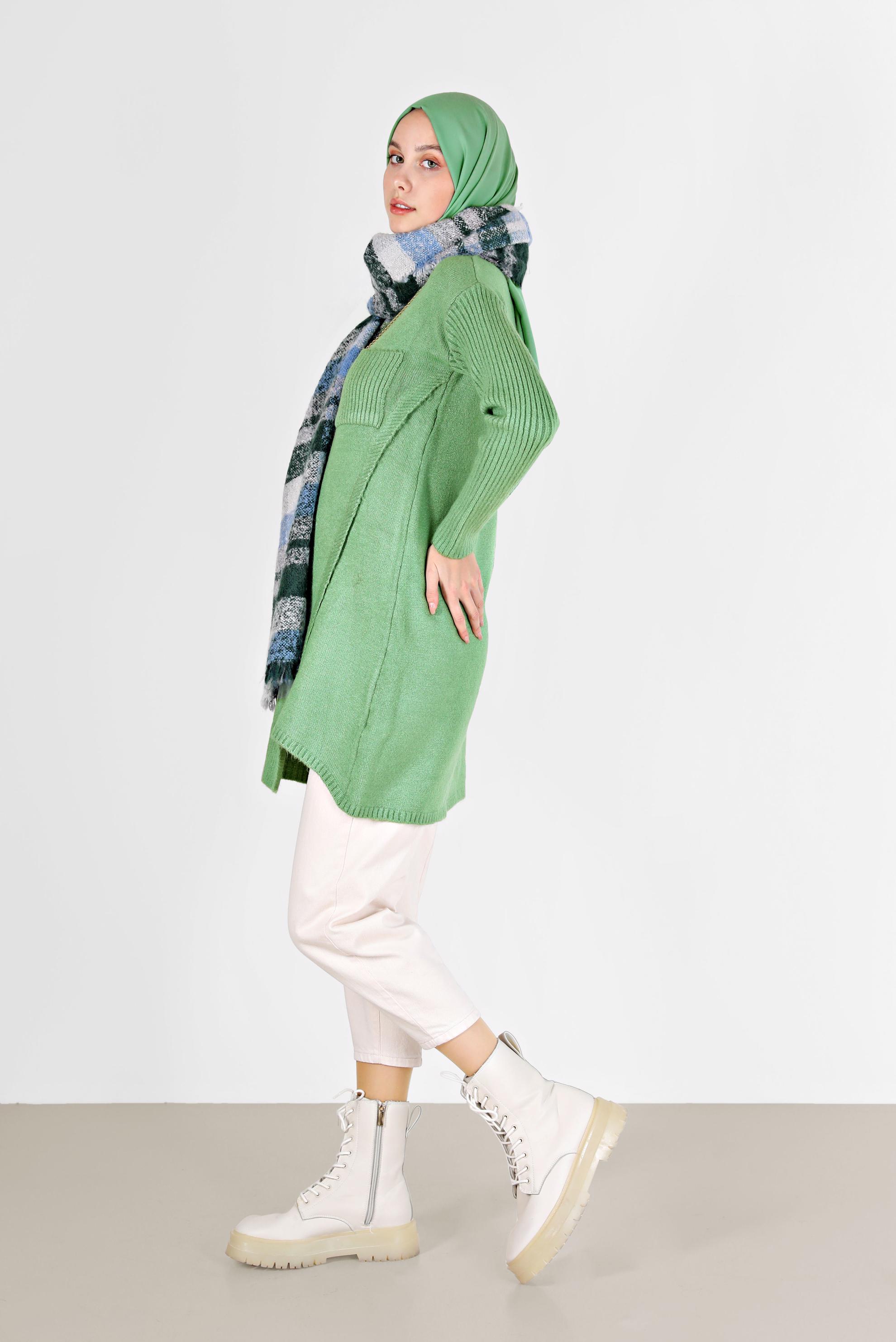 Tesettür giyim YEŞİL CEP DETAYLI YIRTMAÇLI TRİKO TUNİK 42058 