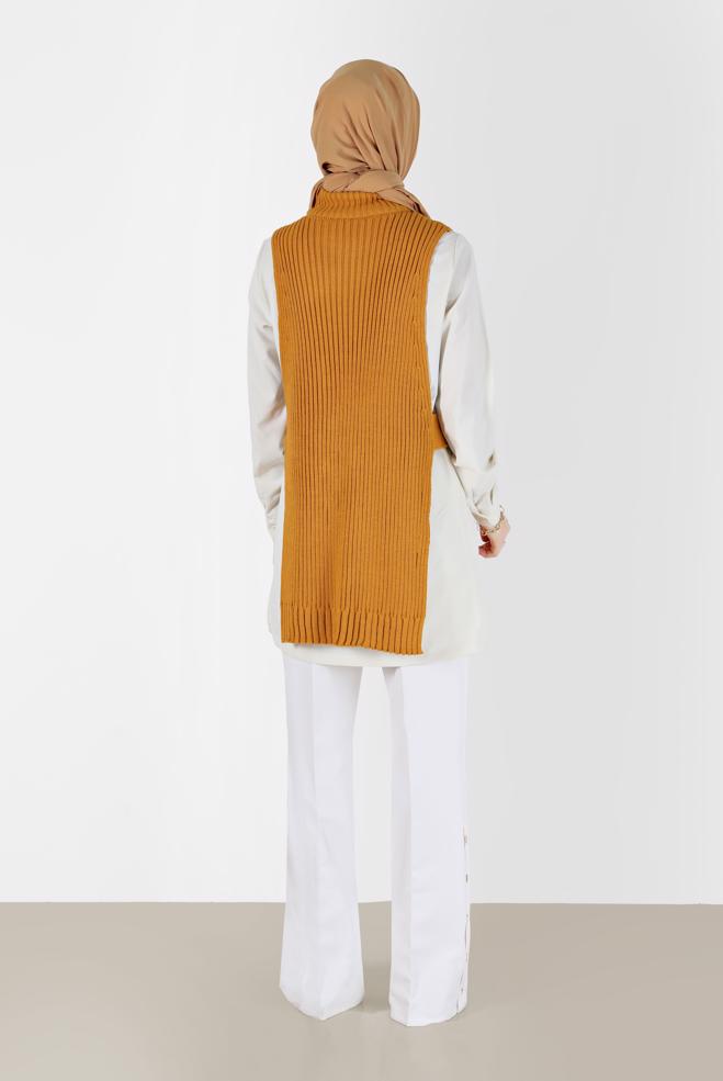 Tesettür giyim SARI BALIKÇI YAKA KENDİNDEN DESENLİ TRİKO TUNİK 42059  - ALVİNA