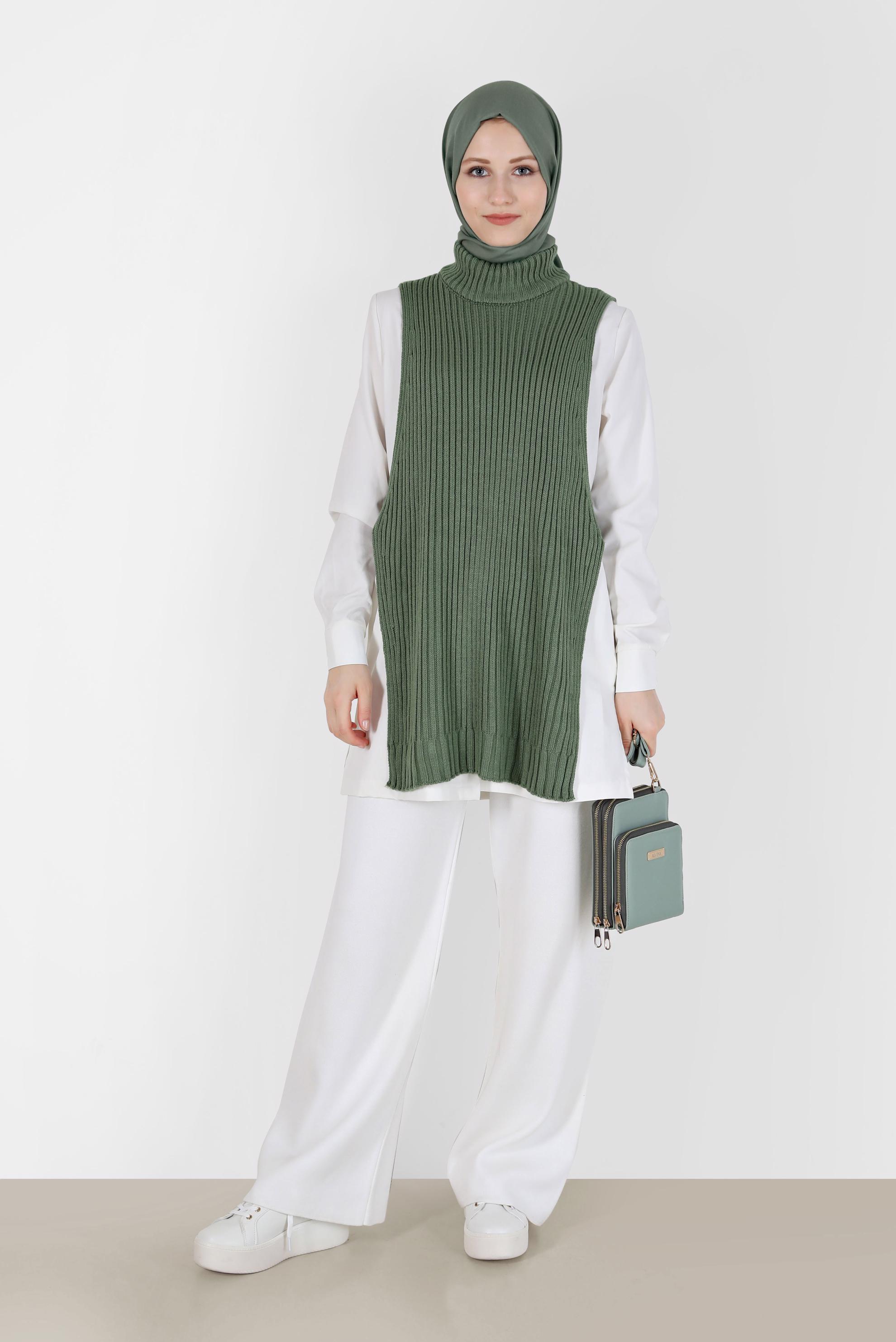 Tesettür giyim YEŞİL BALIKÇI YAKA KENDİNDEN DESENLİ TRİKO TUNİK 42059 