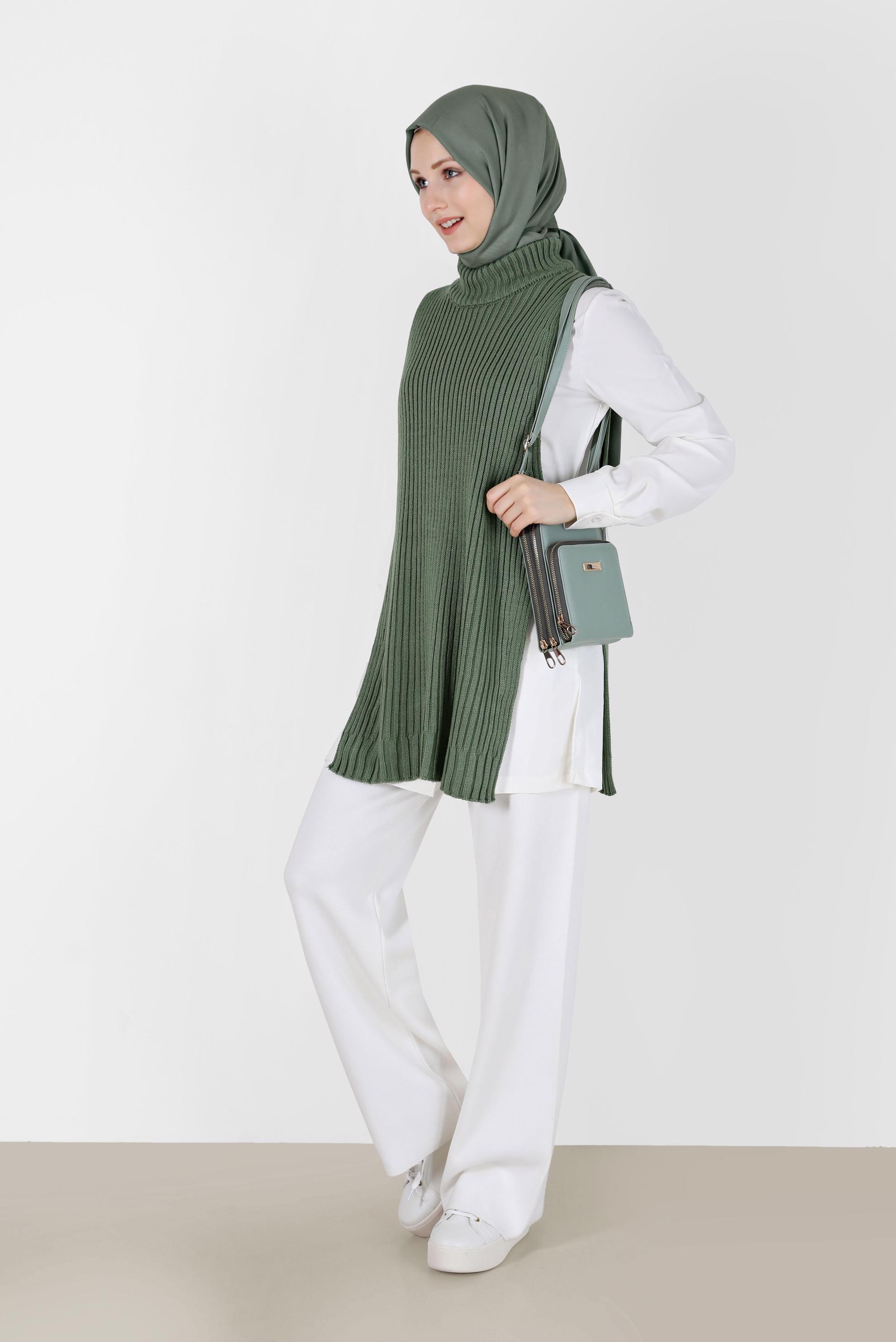 Tesettür giyim YEŞİL BALIKÇI YAKA KENDİNDEN DESENLİ TRİKO TUNİK 42059 