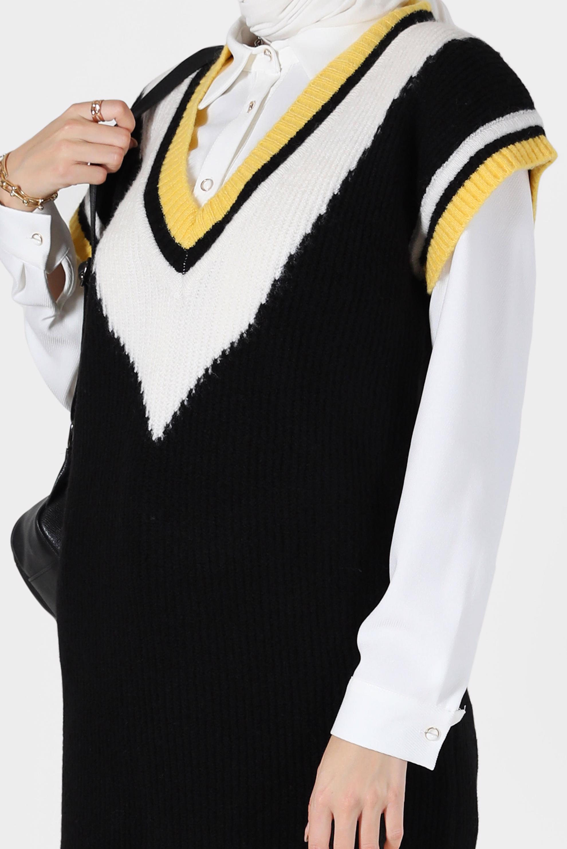 Tesettür giyim SİYAH RENKLİ V YAKA TRİKO SÜVETER 42066 