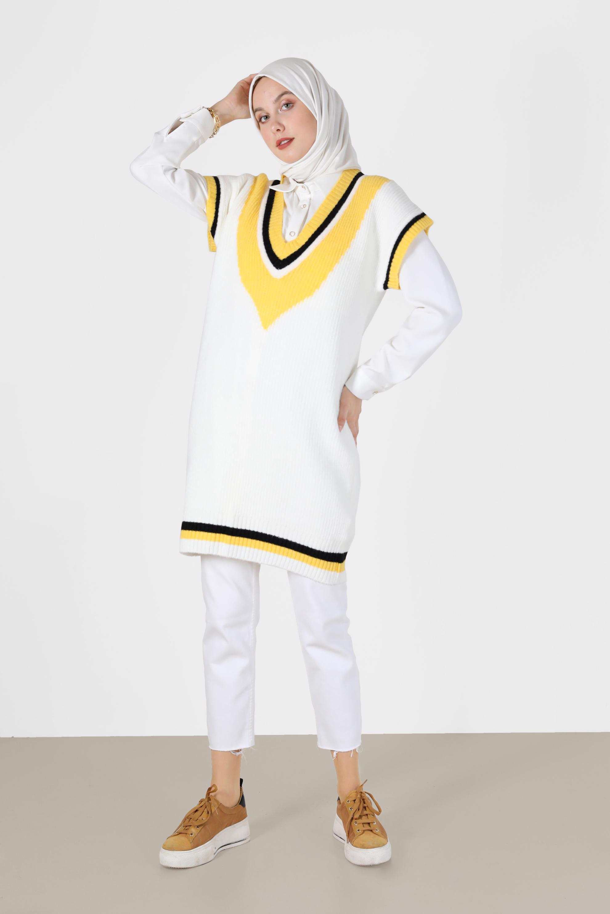 Tesettür giyim BEYAZ RENKLİ V YAKA TRİKO SÜVETER 42066 