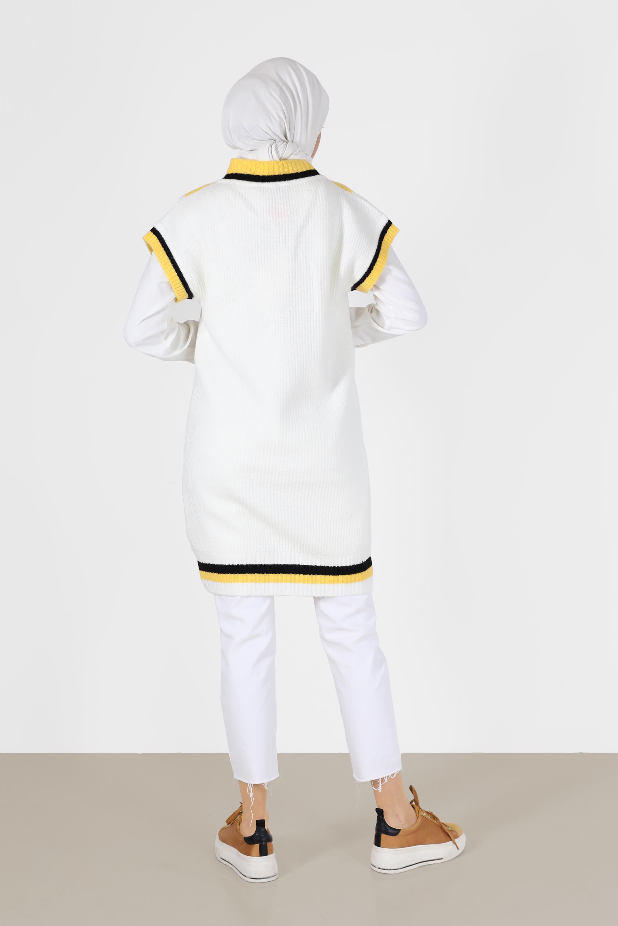 Tesettür giyim BEYAZ RENKLİ V YAKA TRİKO SÜVETER 42066 