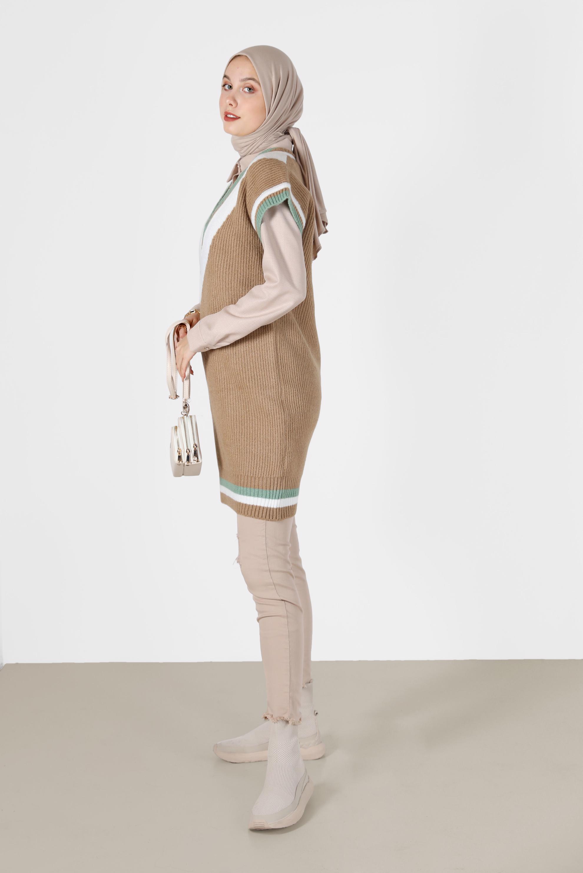 Tesettür giyim KAHVE RENKLİ V YAKA TRİKO SÜVETER 42066 